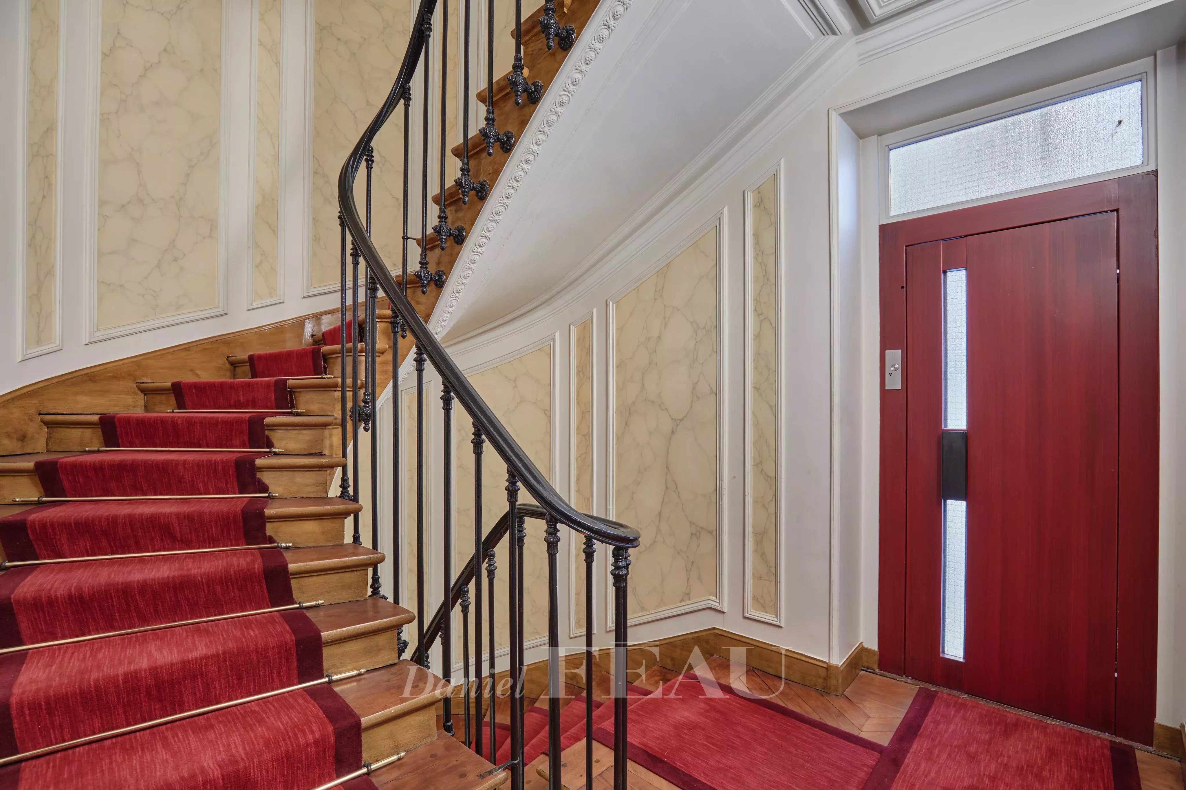 Un appartement par étage