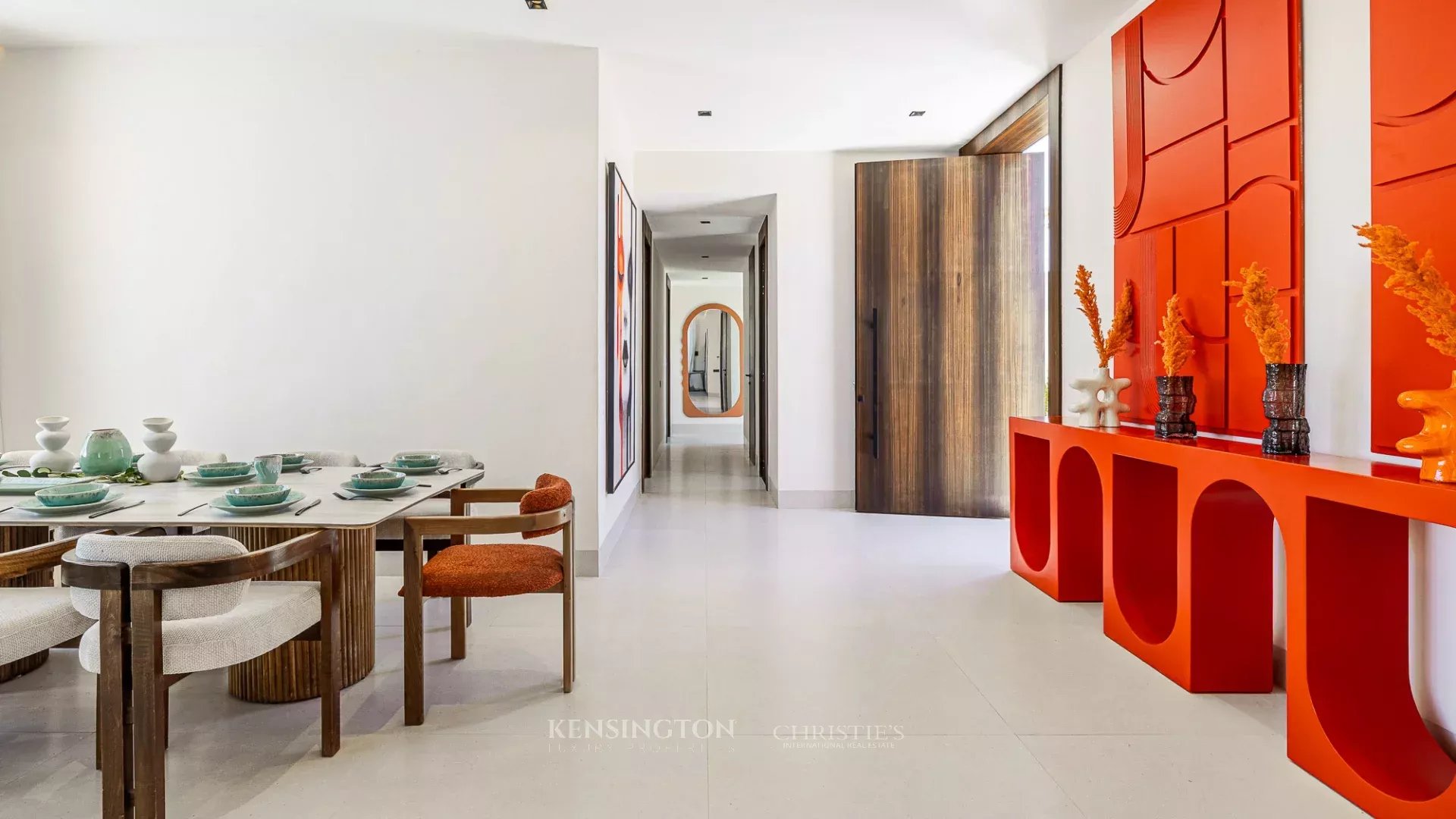 6 Bedroom Villa/Townhouse's Image 14