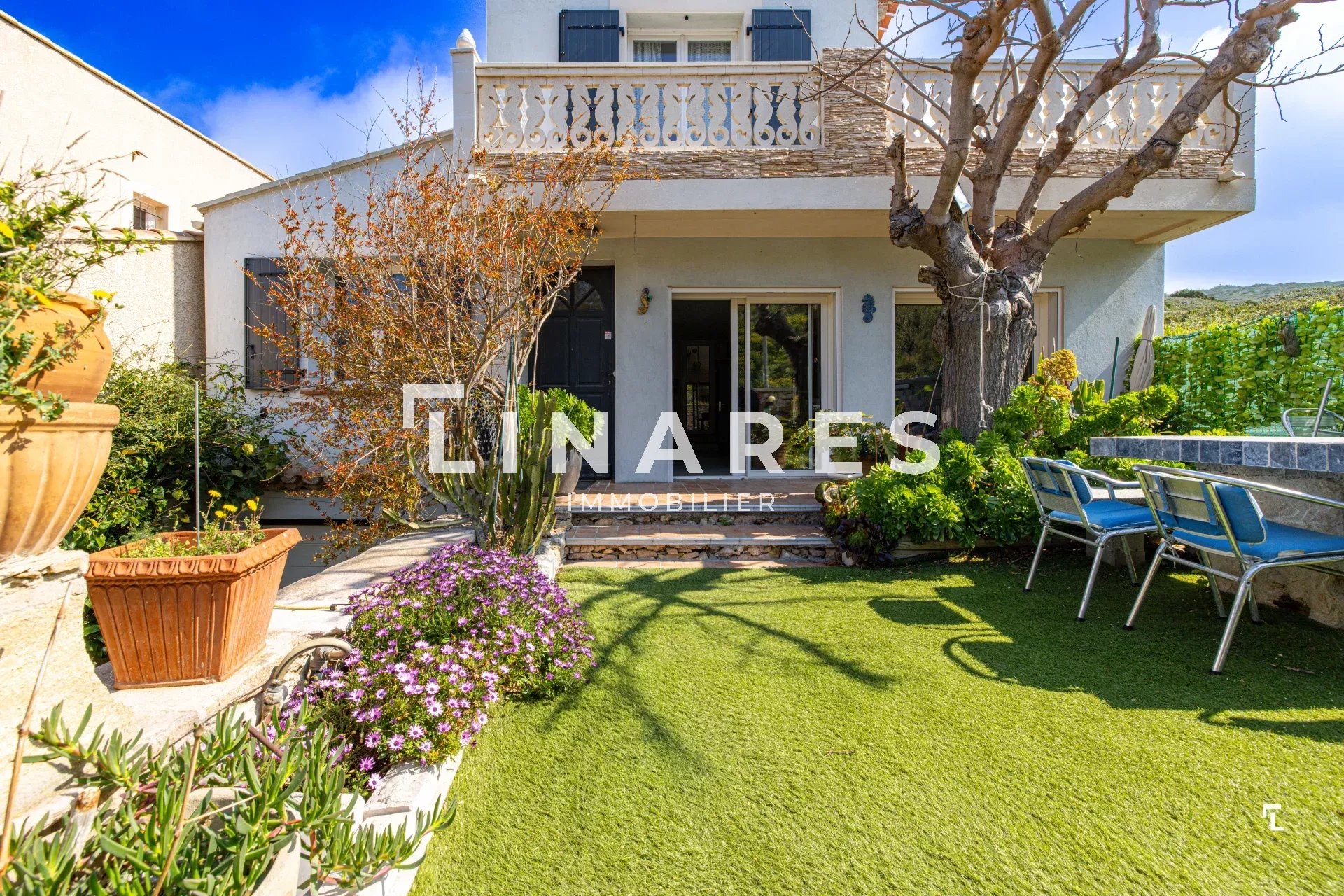 PORT DES GOUDES - Maison T3 de 120m2 - Jardin -  Garage / sous sol 160m2 - 13008 LES GOUDES