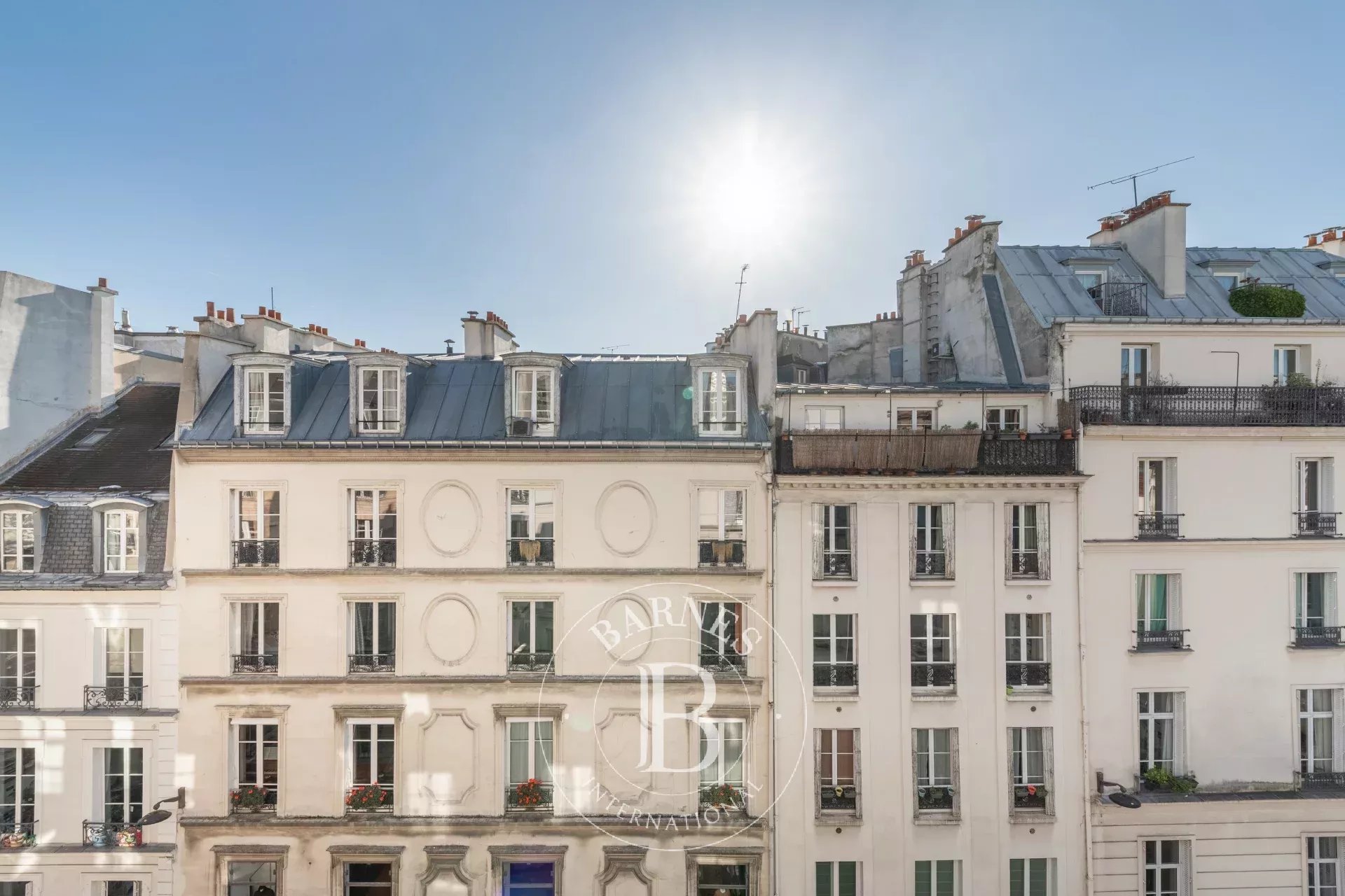 Daire Paris 3ème - picture 12