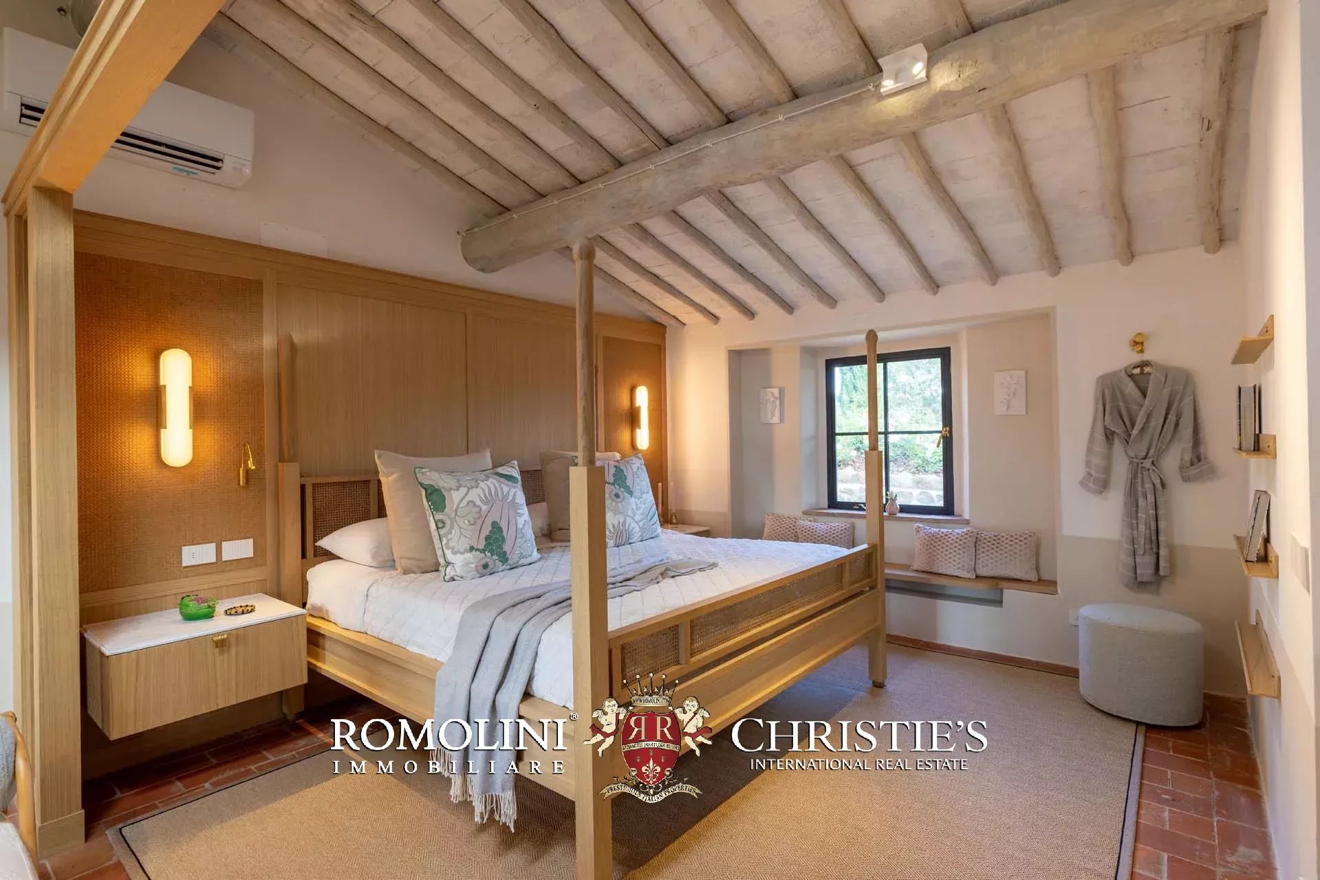 4 Bedroom Villa/Townhouse's Image 60