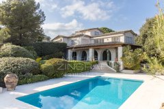 Exceptional villa with panoramic sea view in the Domaine des Hauts de Saint-Paul — photo 1 of 7