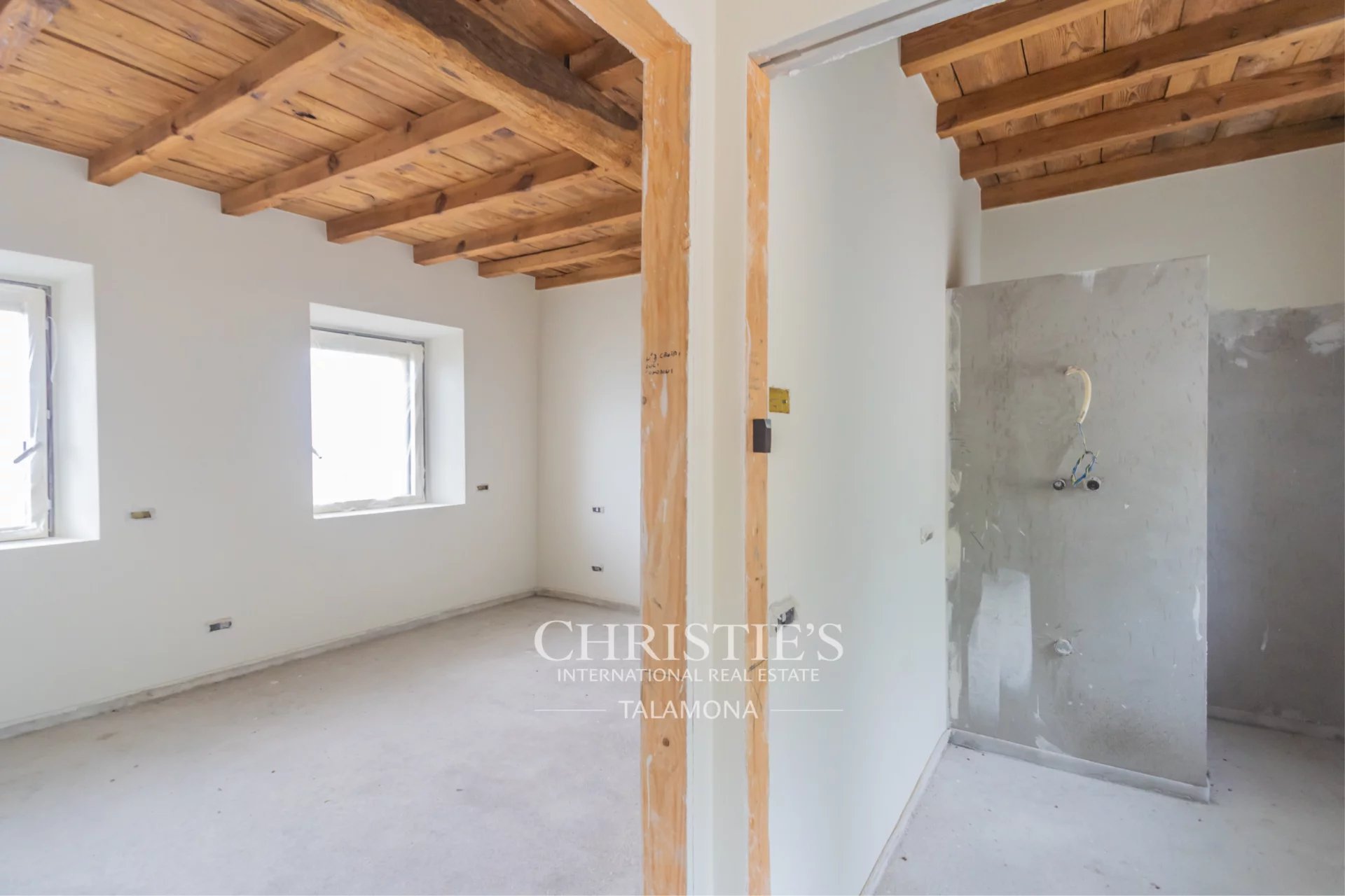 4 Bedroom Villa/Townhouse's Image 29
