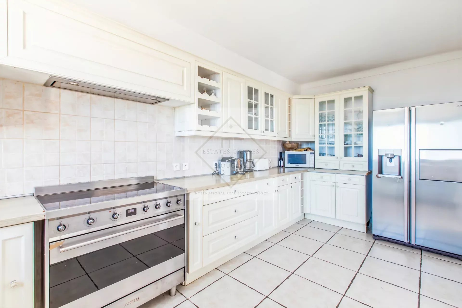 COUP DE CŒUR ASSURÉ – VILLA D’EXCEPTION AVEC VUE MER PANORAMIQUE À 180° — photo 4
