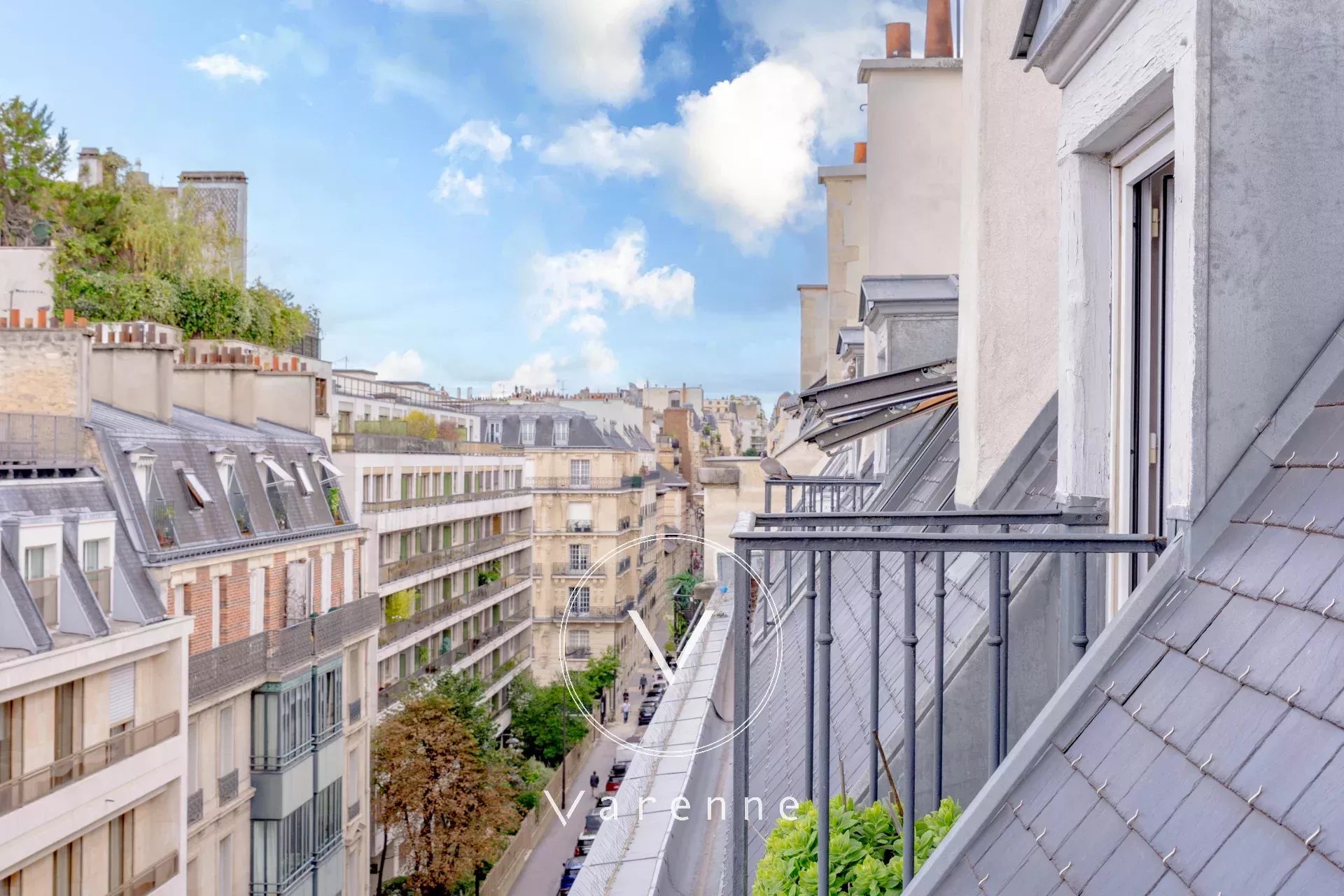 Studio - 2 pièces - Paris 75016 - Soleil et étage élevé - Ascenseur