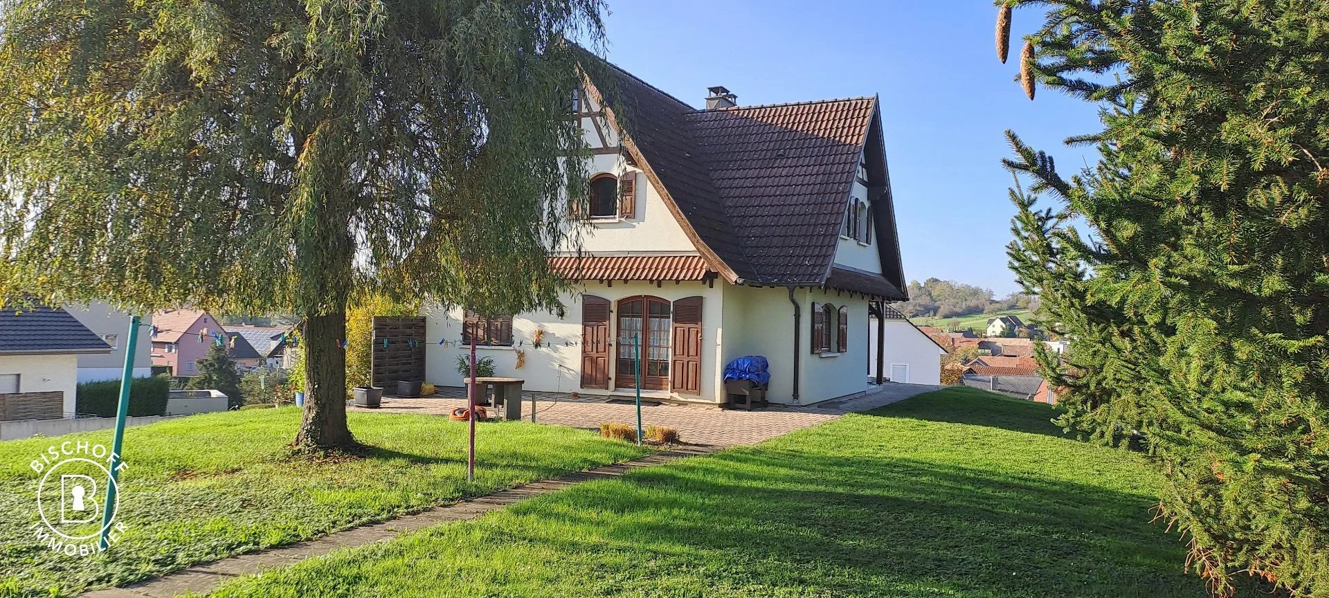 Maison 6 pièces très lumineuse.