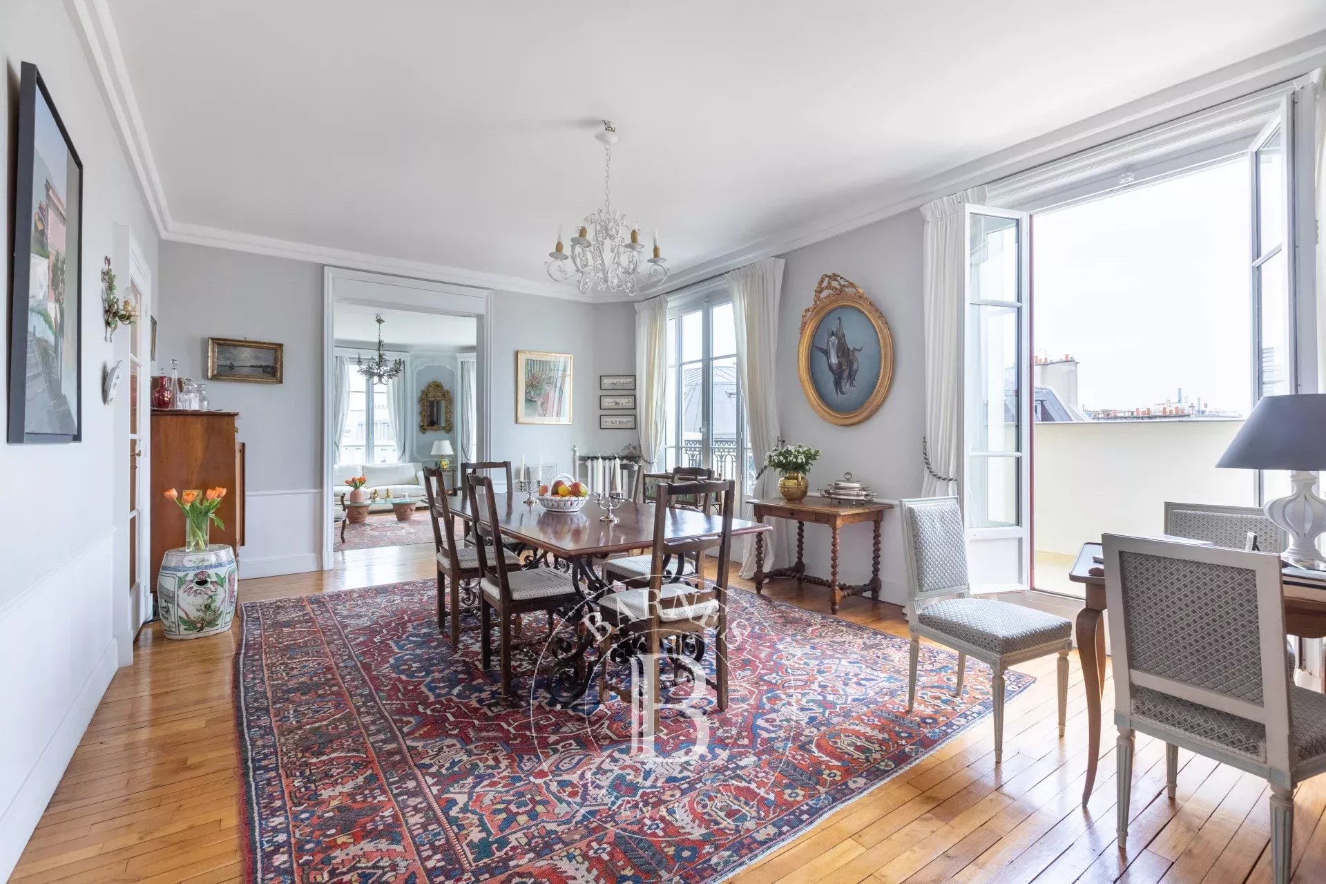 Daire Paris 8ème - picture 6