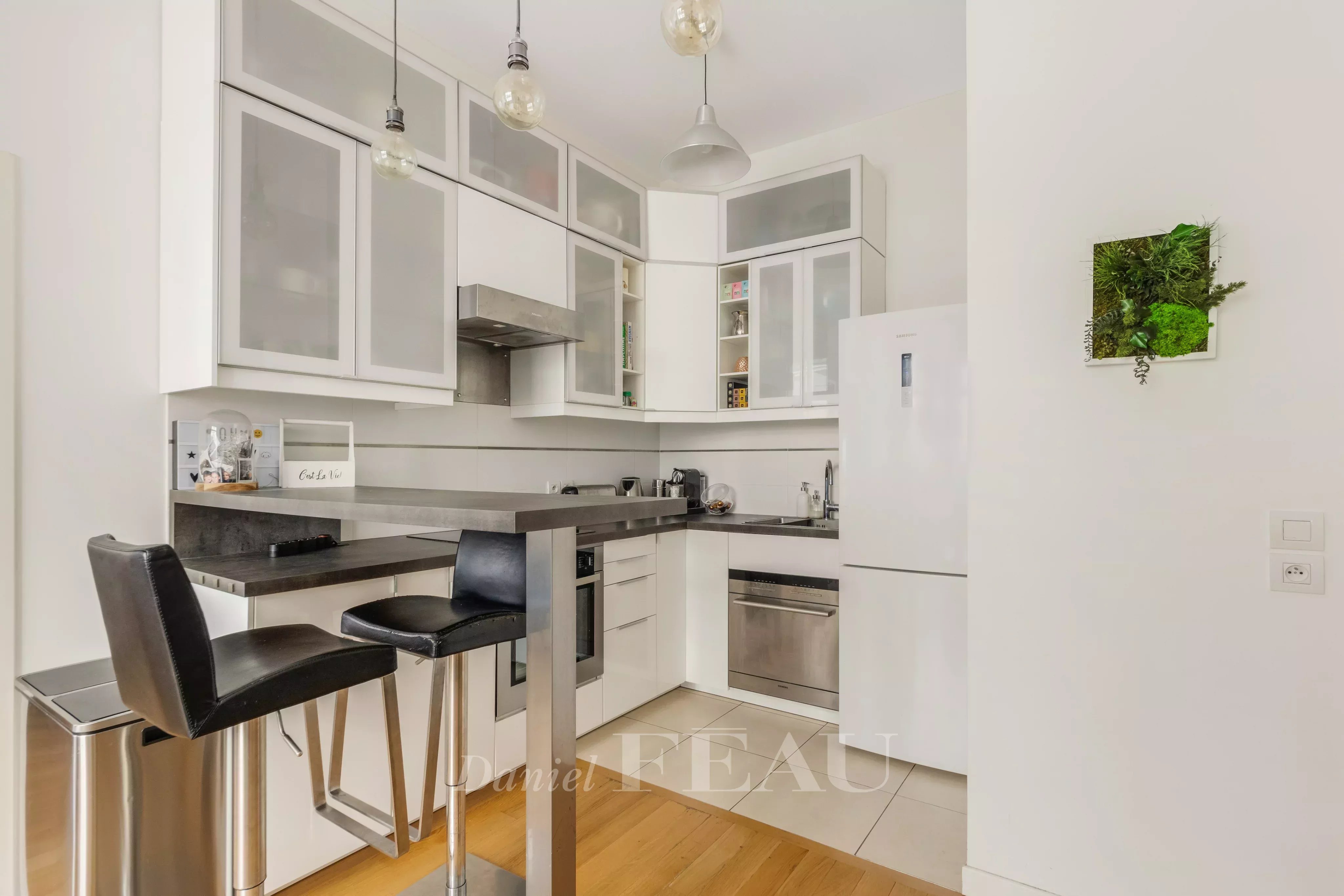 Sale Apartment Saint-Cloud