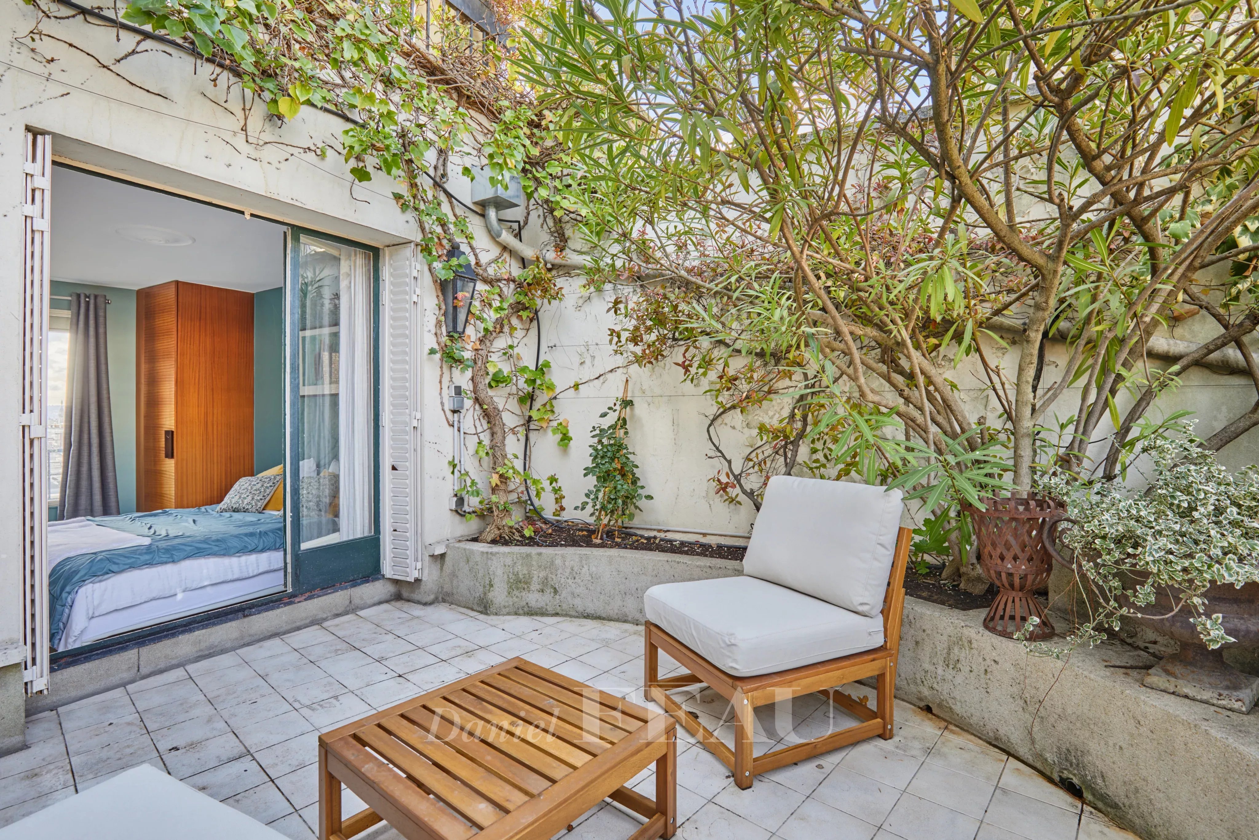 Sale Apartment Paris 16th