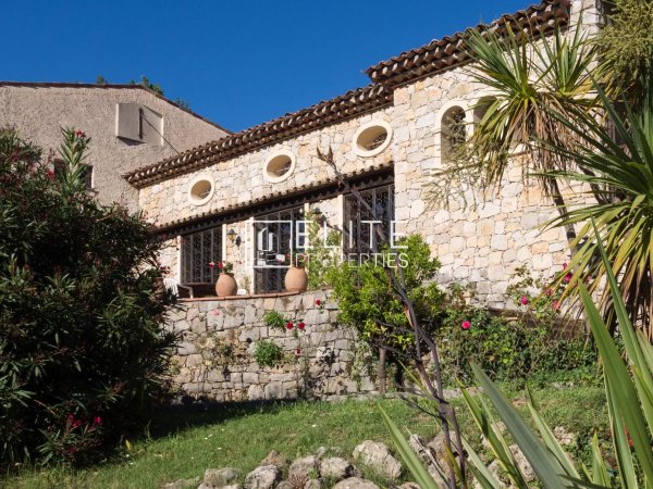 Villa in a peaceful and secluded setting Mouans-sartoux — photo 3