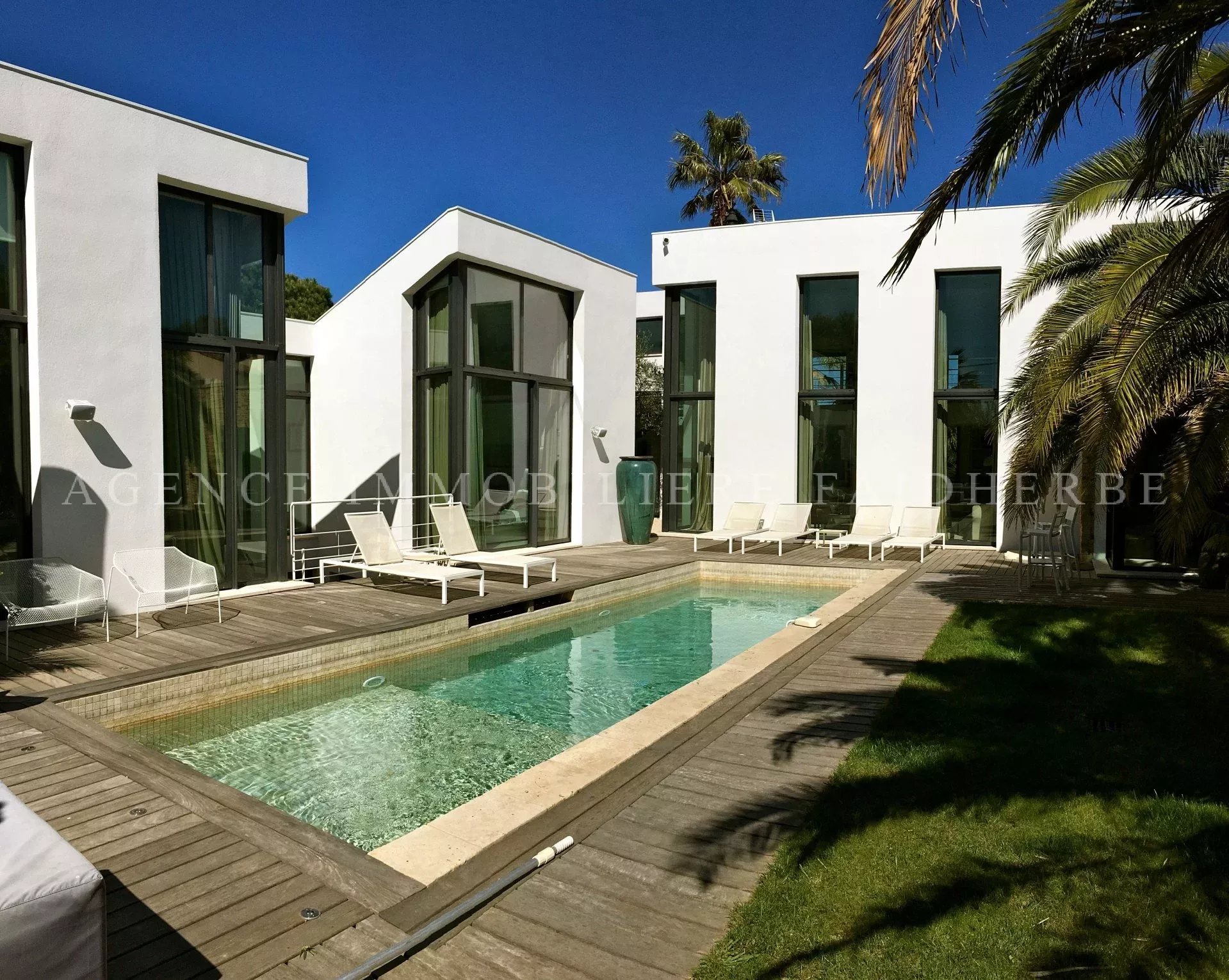 Agence immobilière de STAES IMMOBILIER