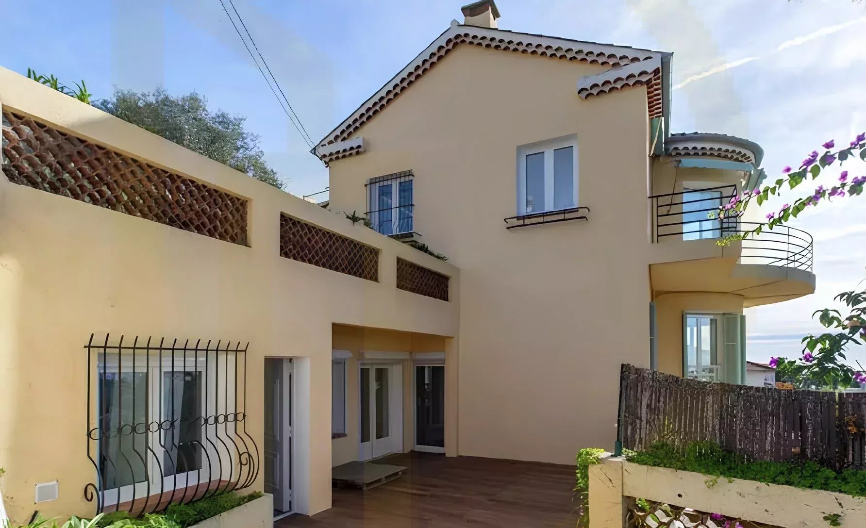 Villefranche-sur-Mer - Prestigious apartment with garden and panoramic sea view