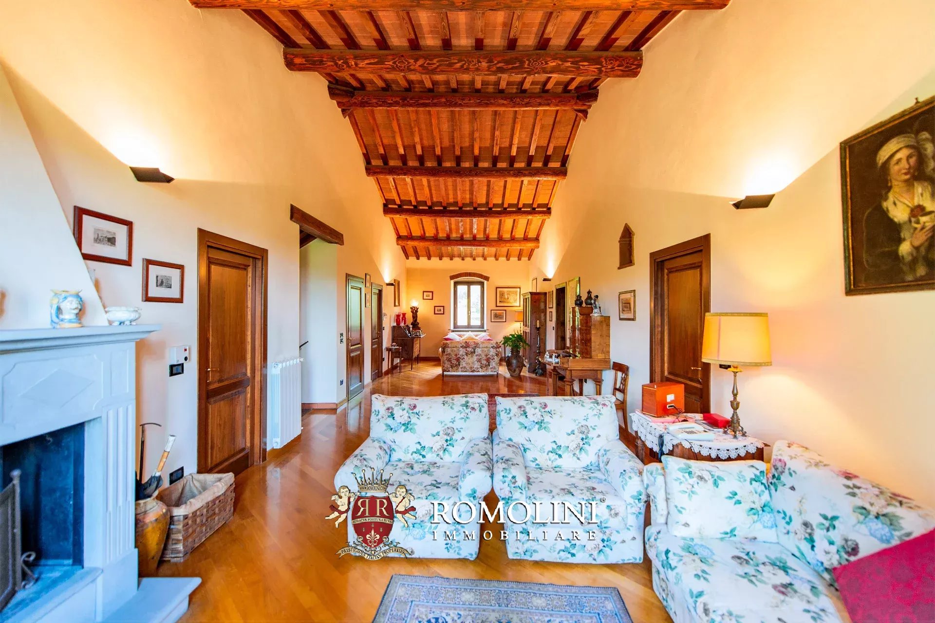 6 Bedroom Villa/Townhouse's Image 42