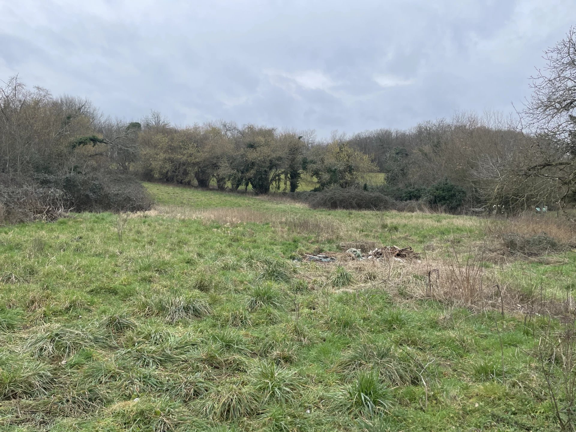 Terrain constructible en pleine campagne à moins de 10 min d