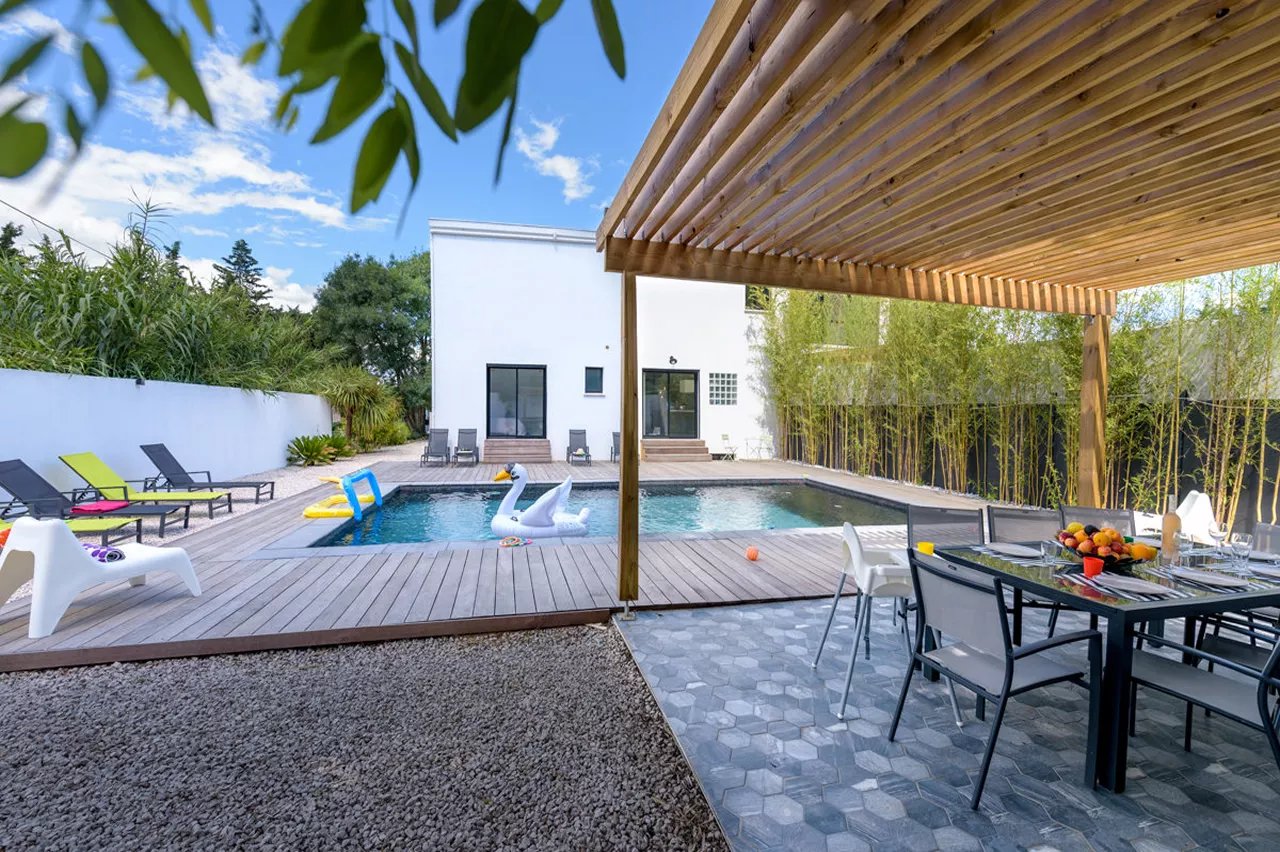 Montpellier - Maison - Location saisonnière - 8 Personnes - 4 Chambres - Piscine.