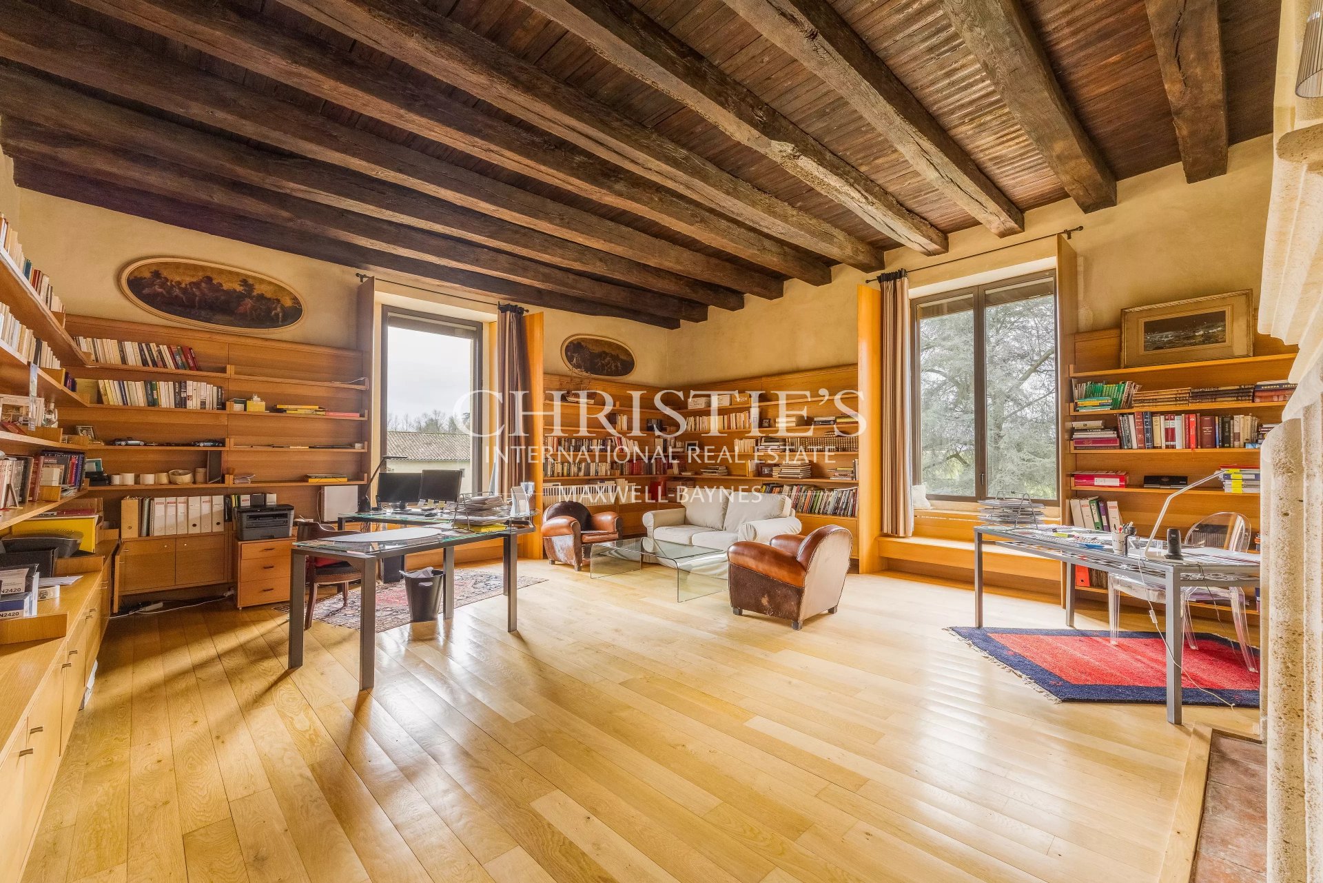 11 Bedroom Vineyard's Image 14