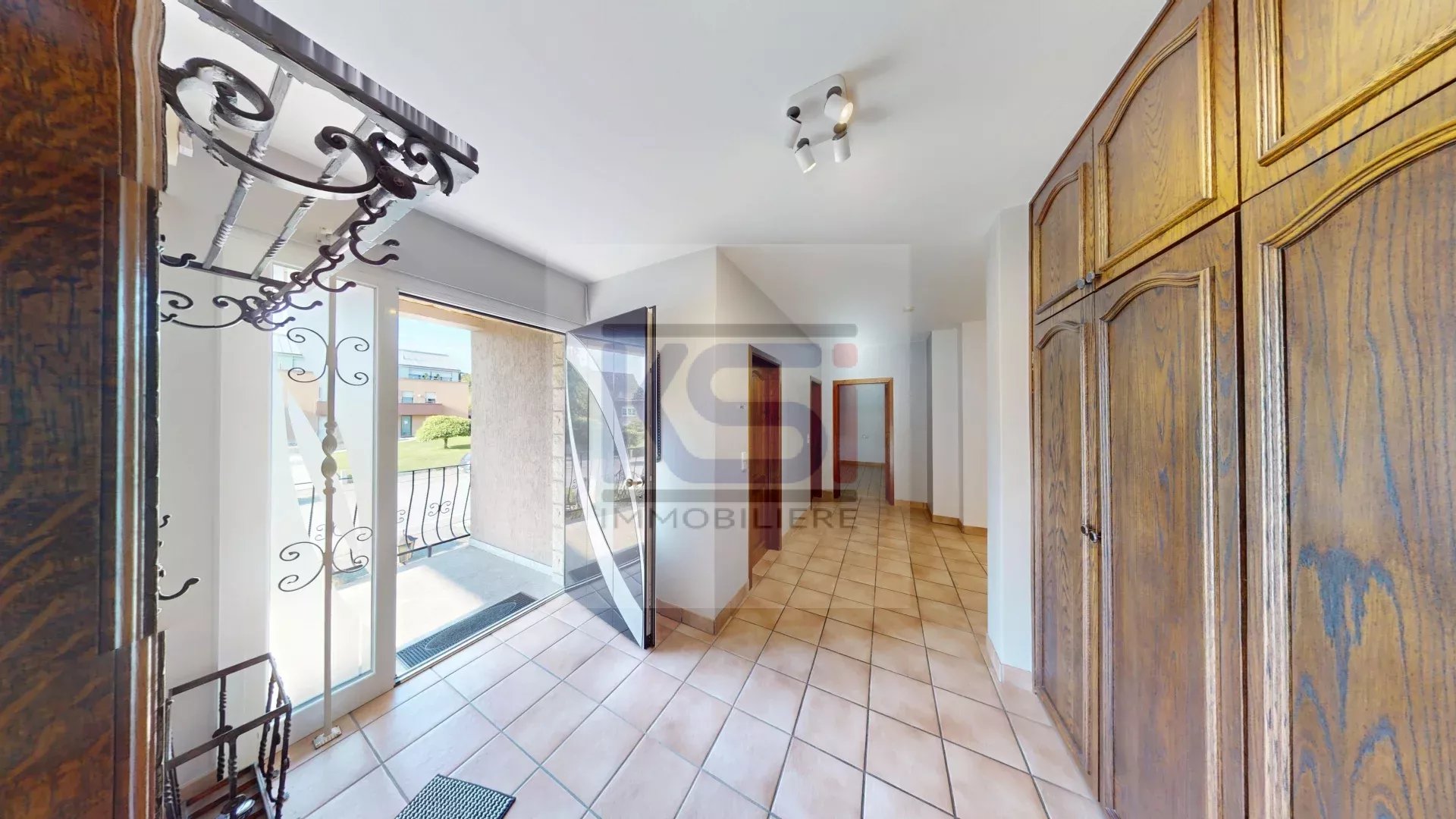 Soleuvre, Maison libre des 4 côtés (276 m² habitables) avec grand potentiel plus possibilité de créer un logement indépendant