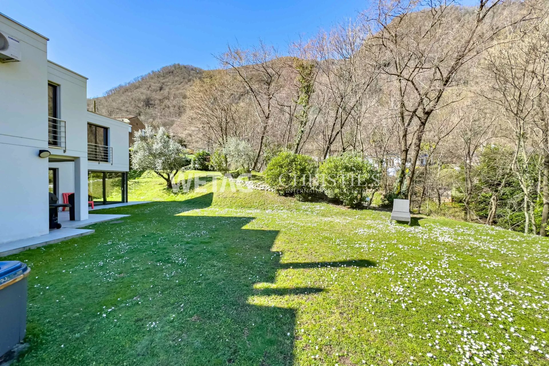 3 Bedroom Villa/Townhouse's Image 9