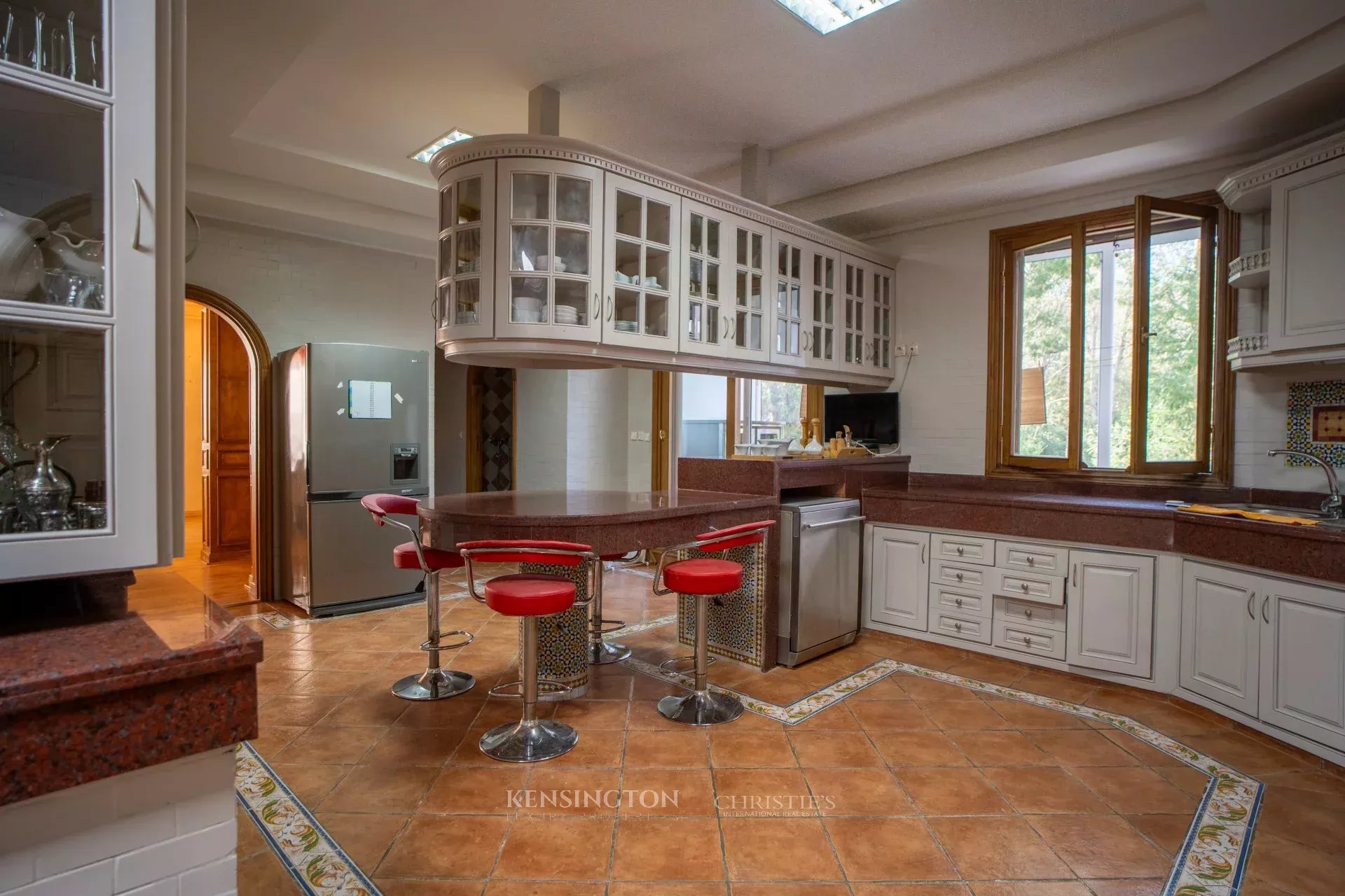 4 Bedroom Apartment/Flat's Image 8