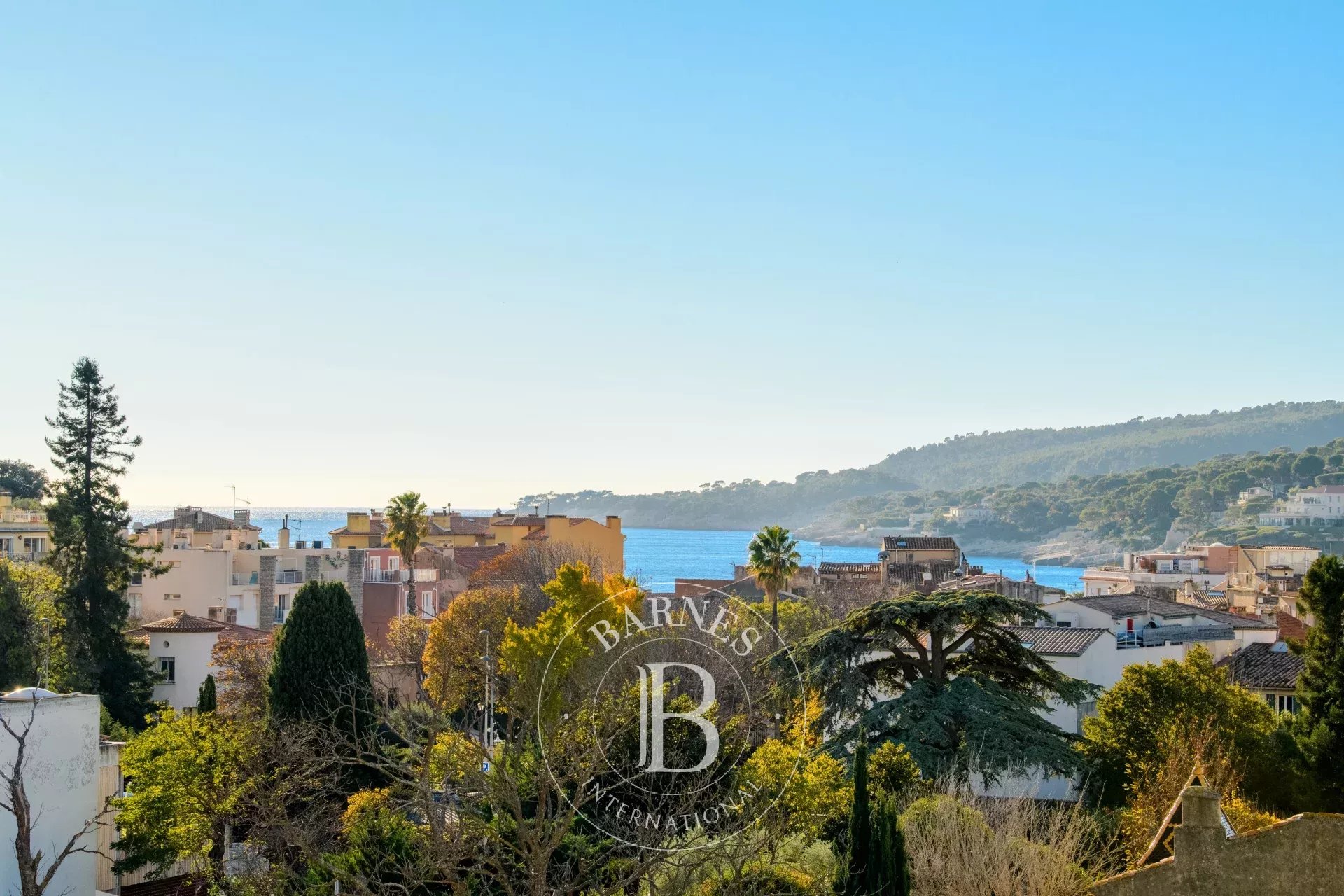 Daire Cassis - picture 11