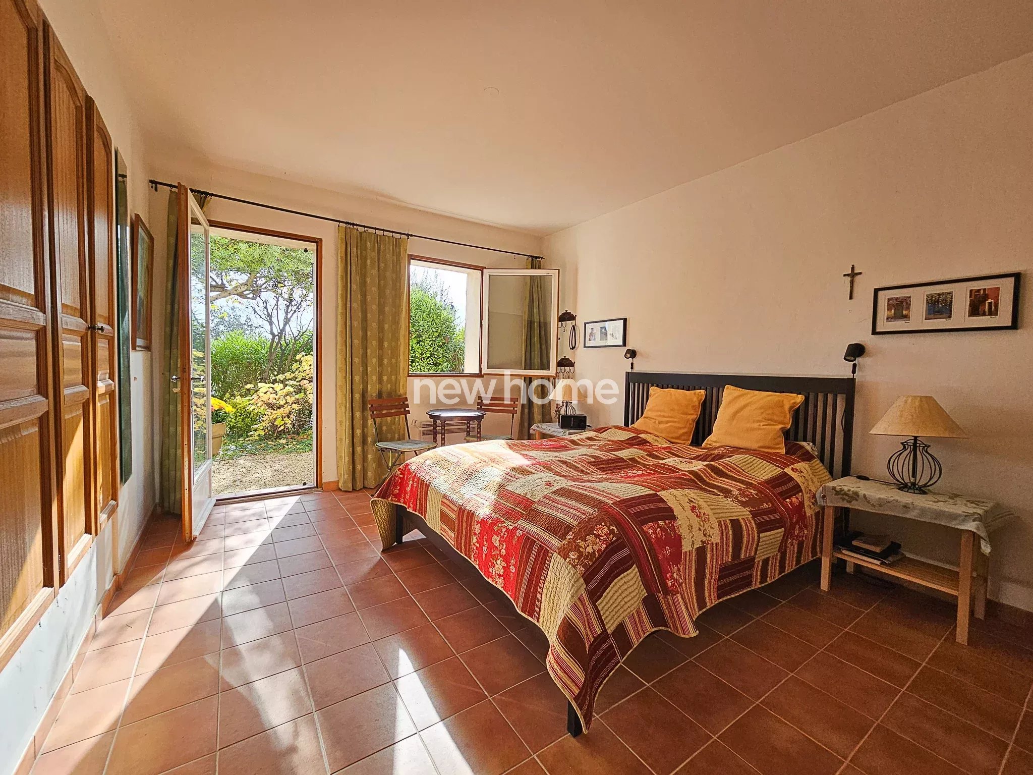 Charmante villa à pied du village