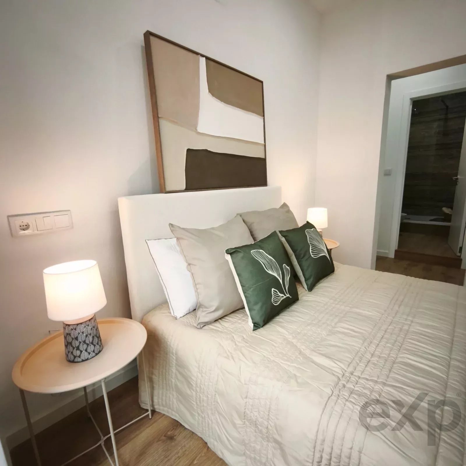 Fully Renovated 3-Bedroom Apartment with En-Suite and Walk-In Closet in Penha de França 87177065 image 17