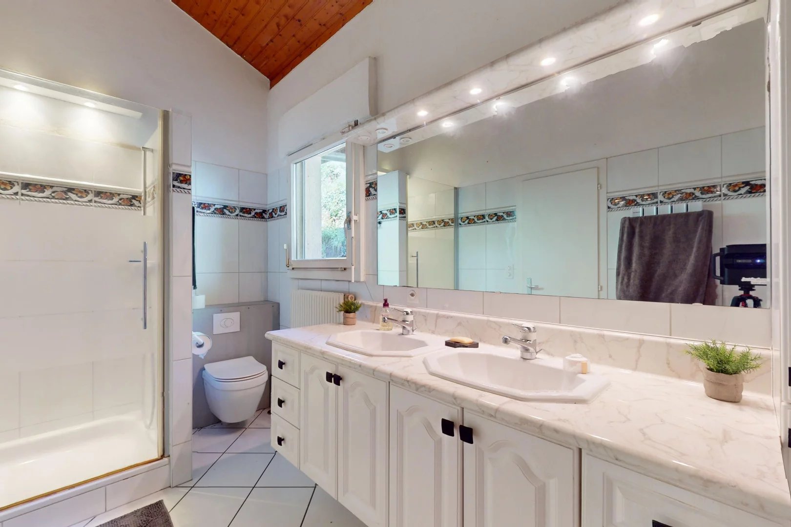 Tranquilité et vue sur le Léman !