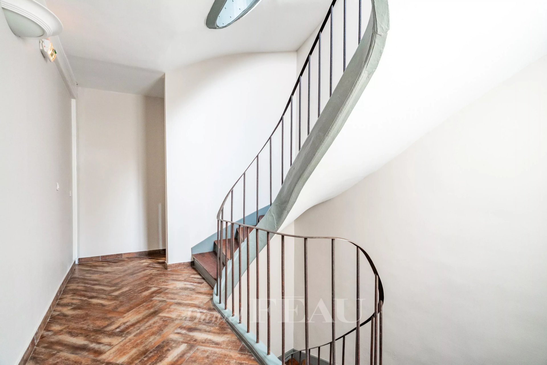 2 Bedroom Apartment/Flat's Image 7