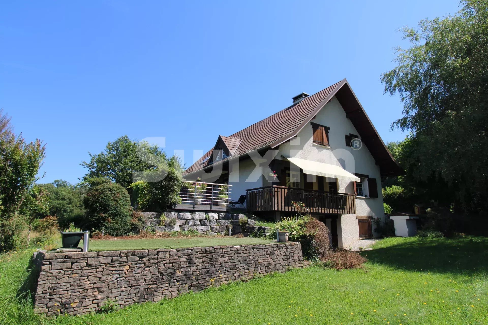 Agence immobilière de 