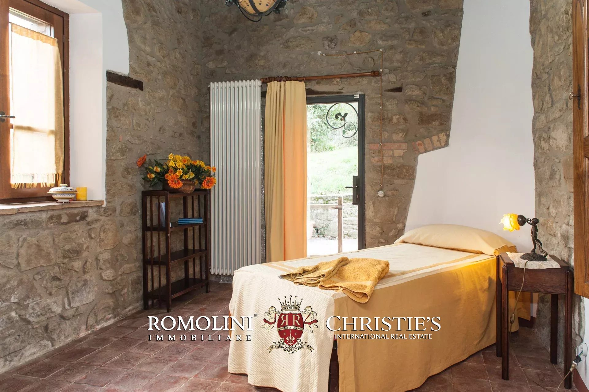 11 Bedroom Villa/Townhouse's Image 37