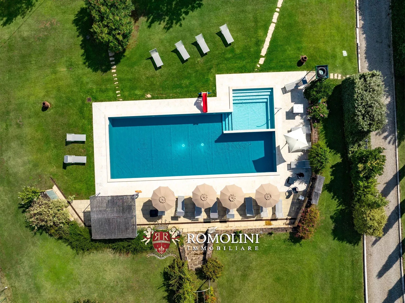 16 Bedroom Villa/Townhouse's Image 74