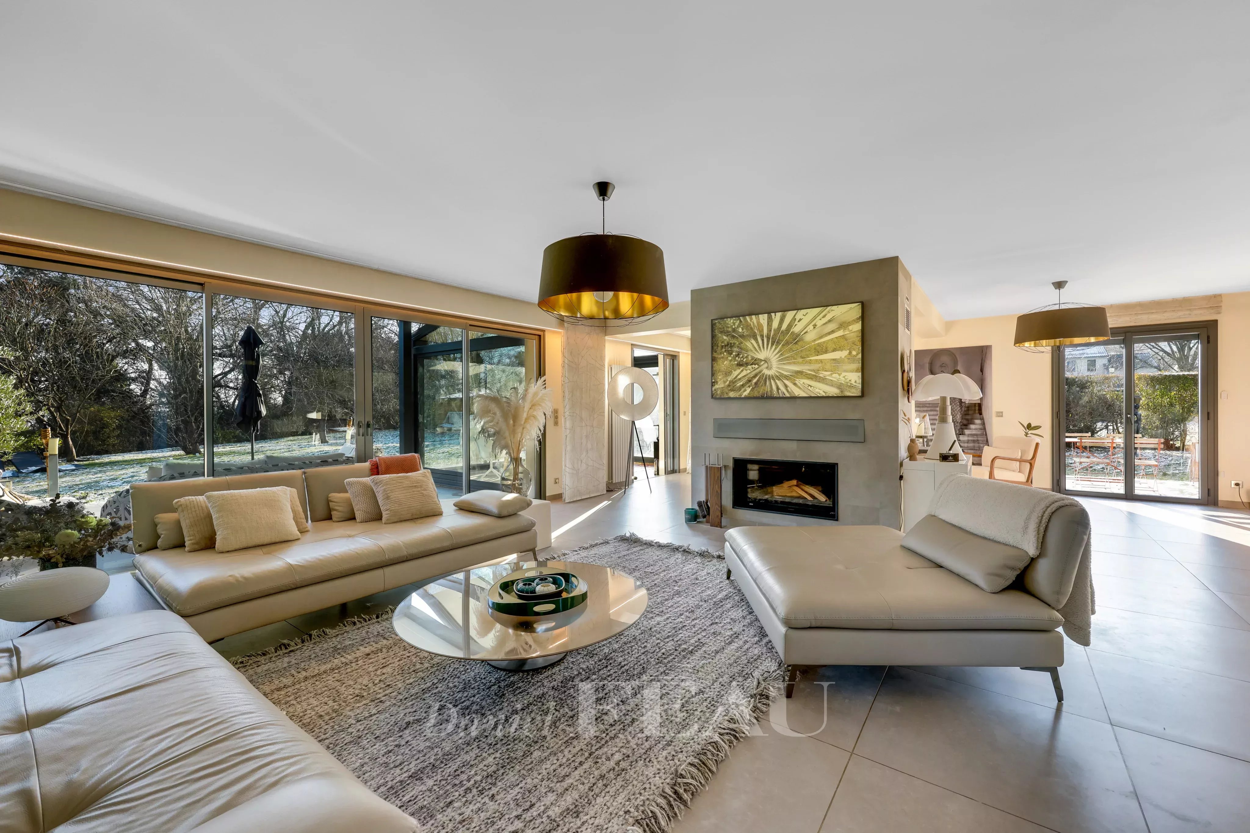Espace de vie de 90 m² prolongé par le jardin