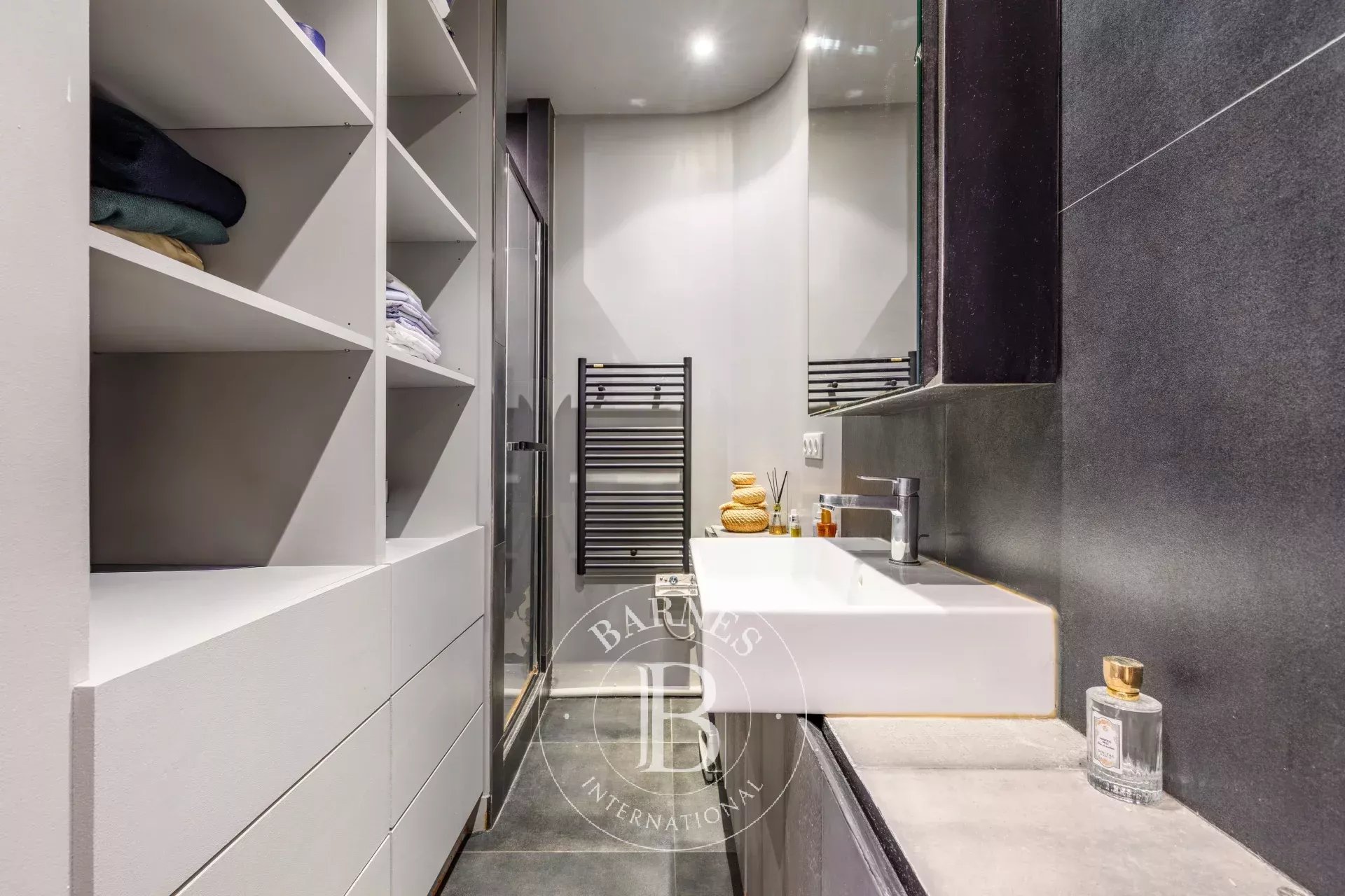 Daire Paris 18ème - picture 8