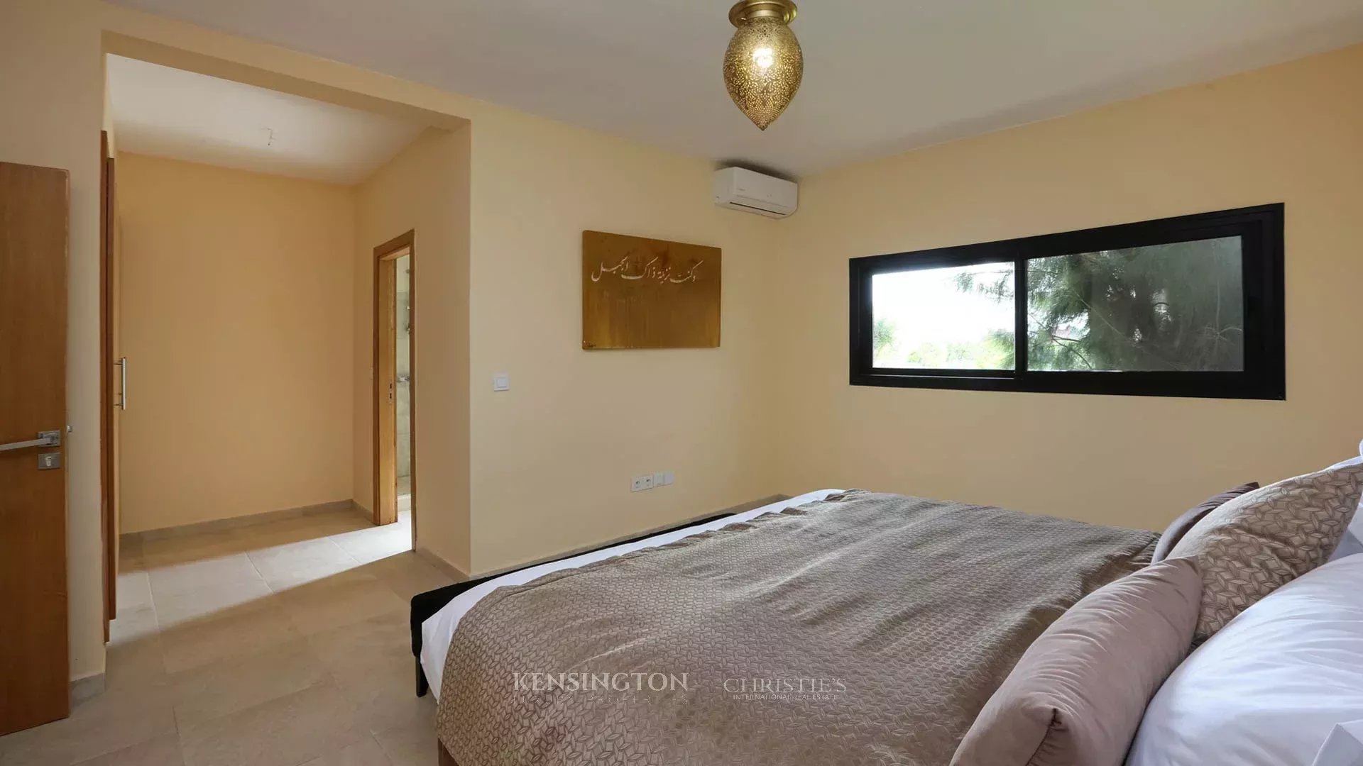 7 Bedroom Villa/Townhouse's Image 33