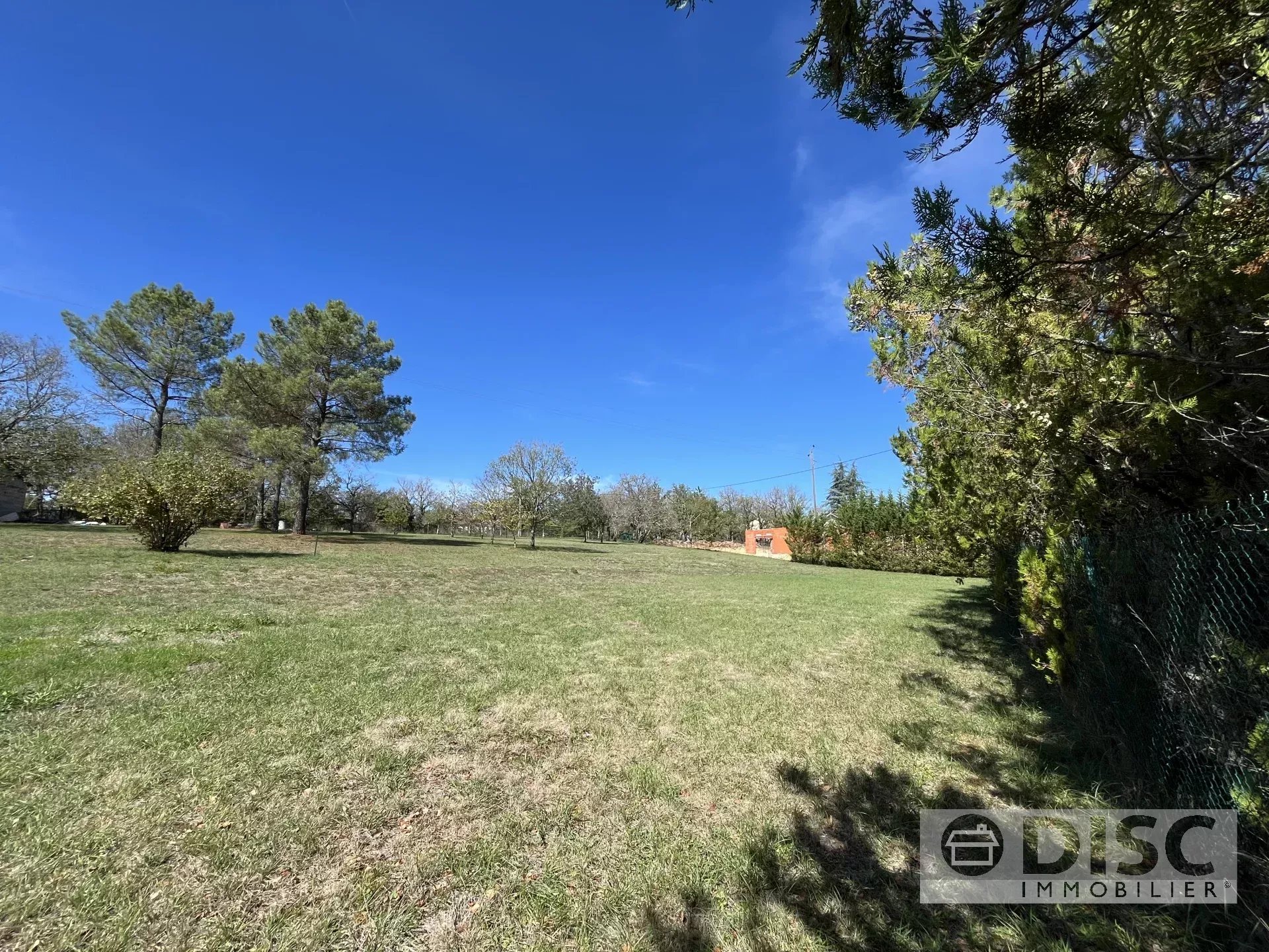 TERRAIN CONSTRUCTIBLE – 2 500 m² – PROCHE CAHORS (46) - Photo 2