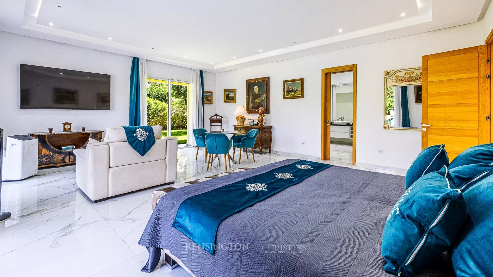4 Bedroom Villa/Townhouse's Image 23