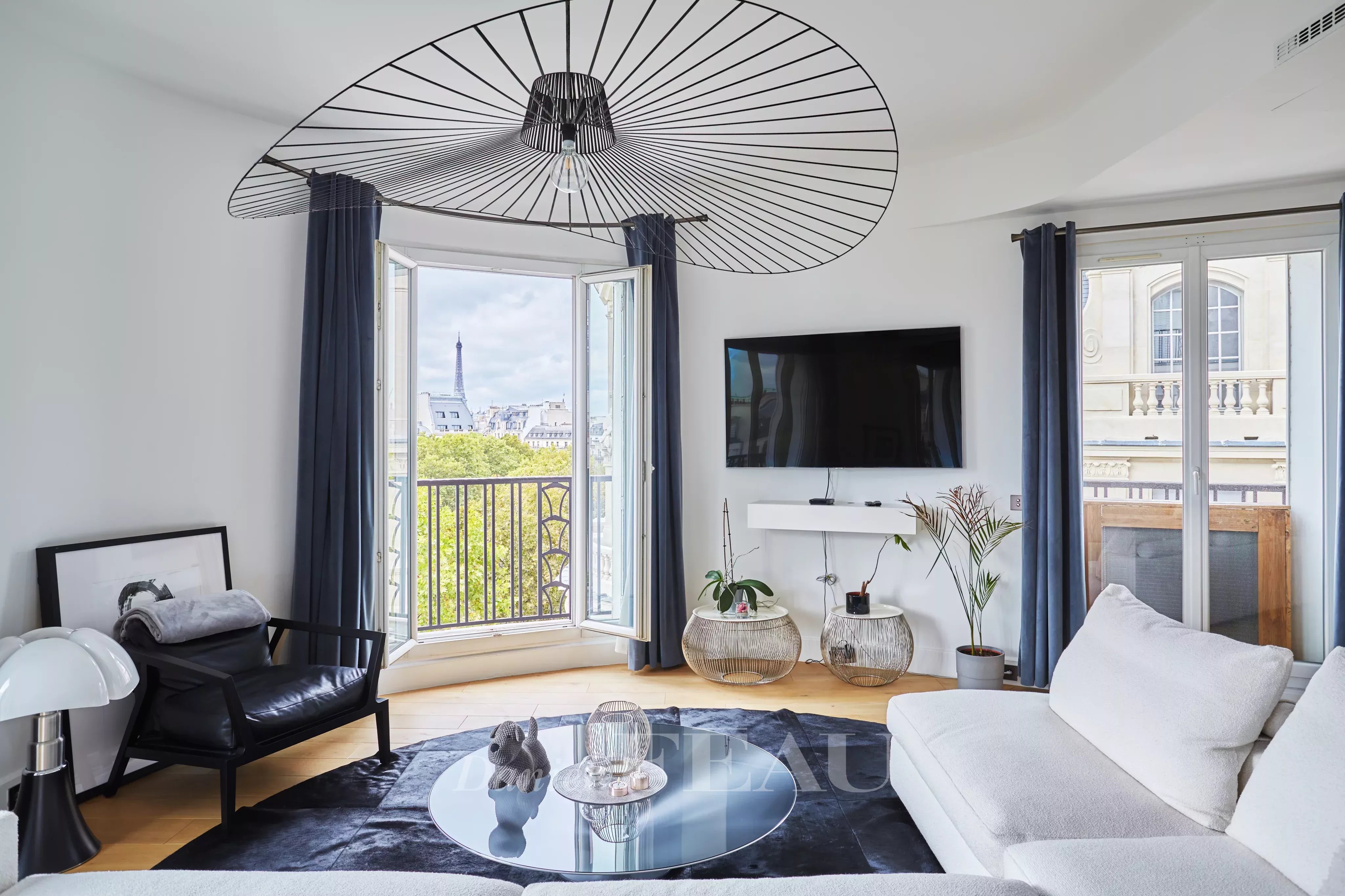 Sale Apartment Paris 9th