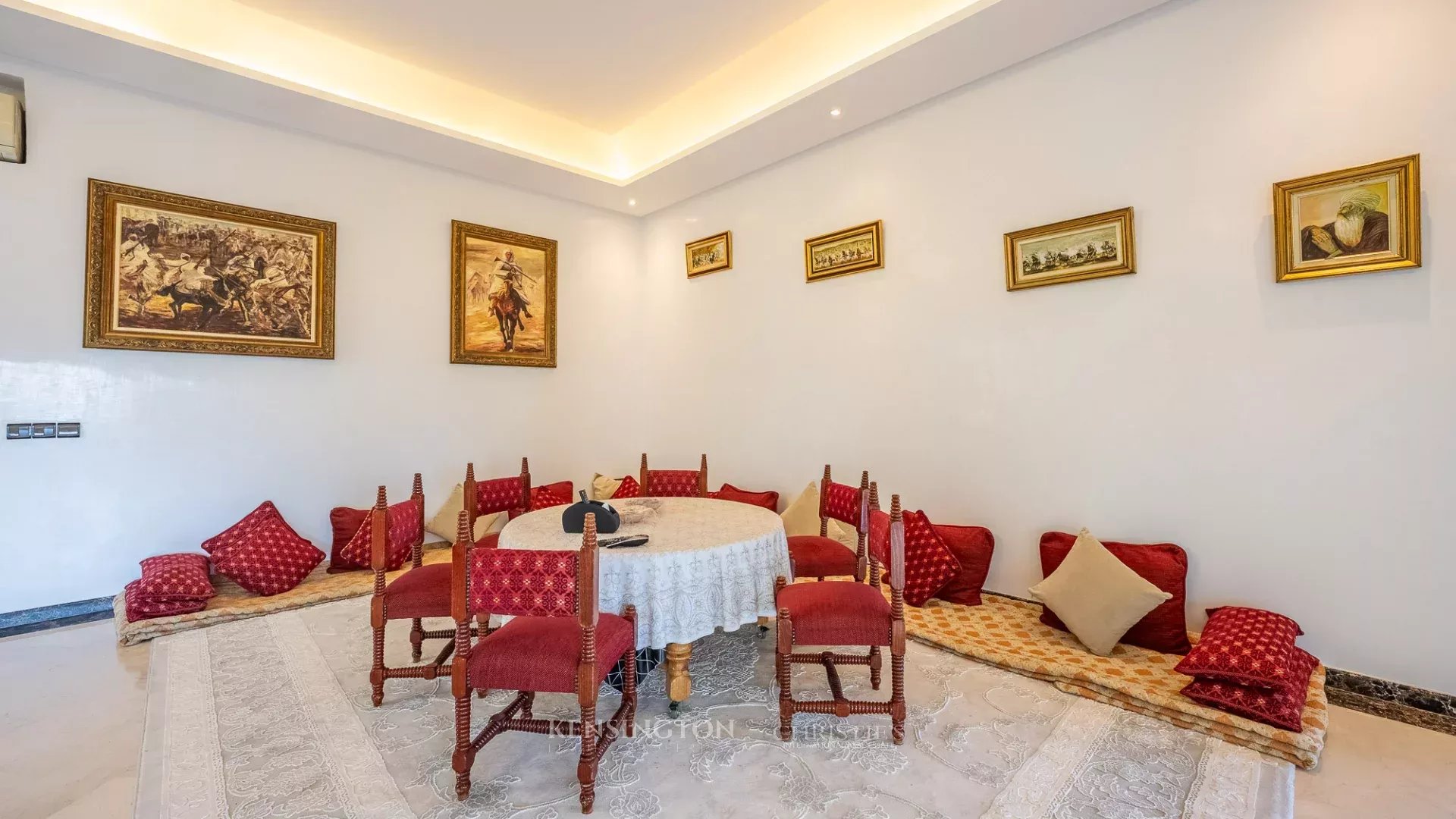 7 Bedroom Villa/Townhouse's Image 24