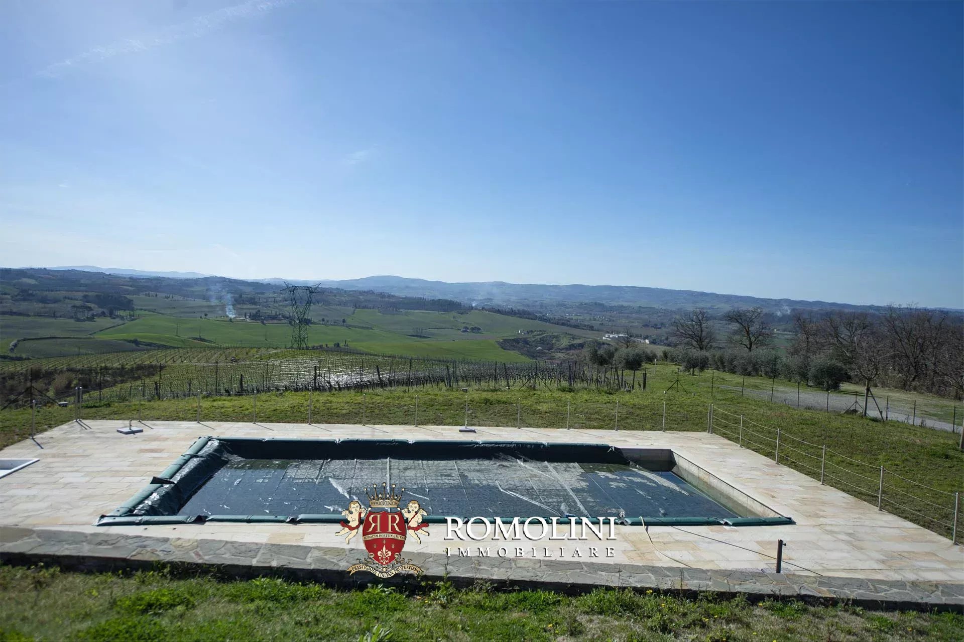 11 Bedroom Vineyard's Image 30