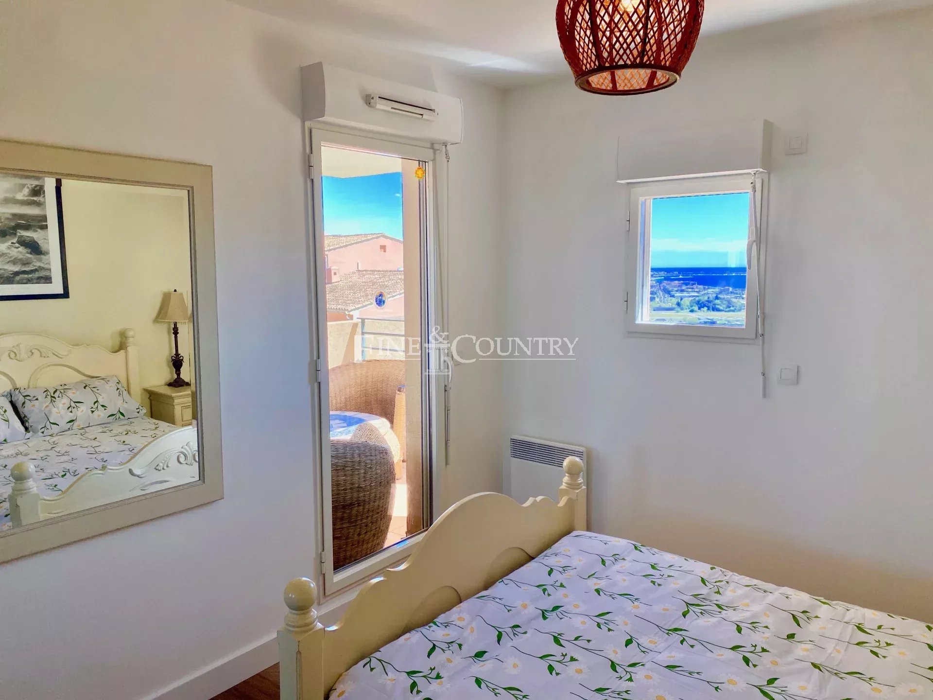 Photo of Apartment for sale in Mandelieu with sea views