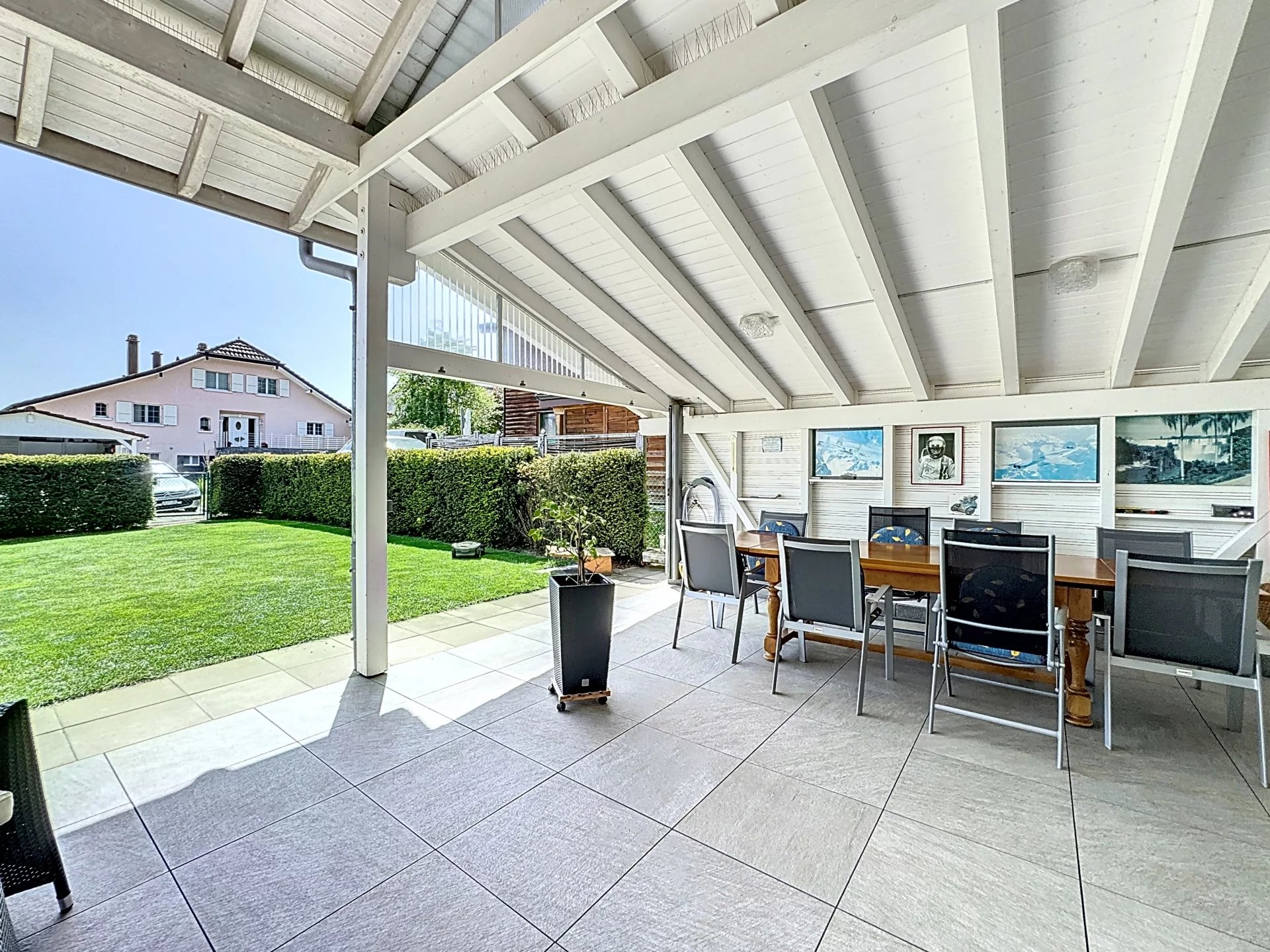 Maison familiale avec un studio indépendant !