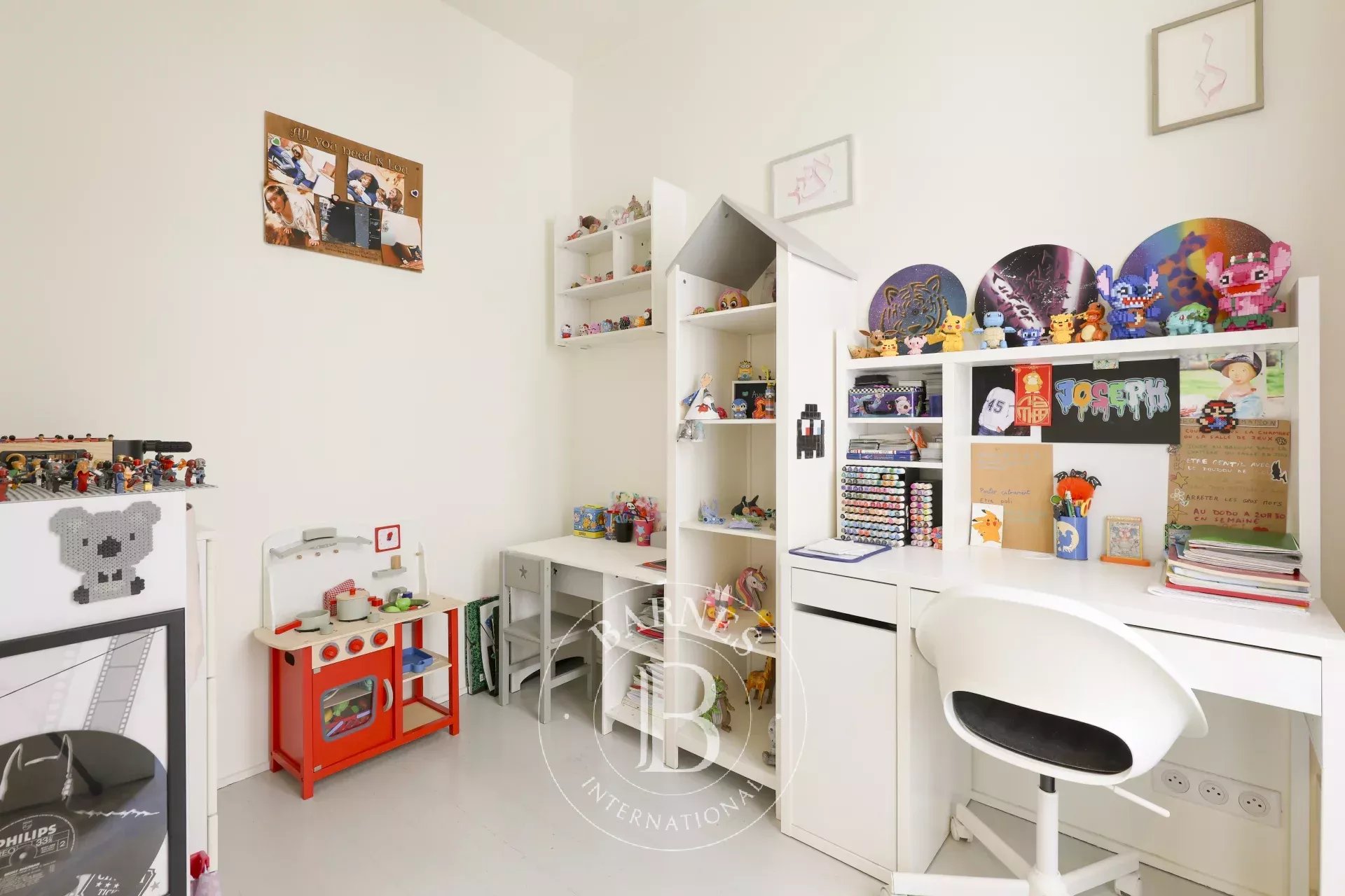 Daire Paris 3ème - picture 12