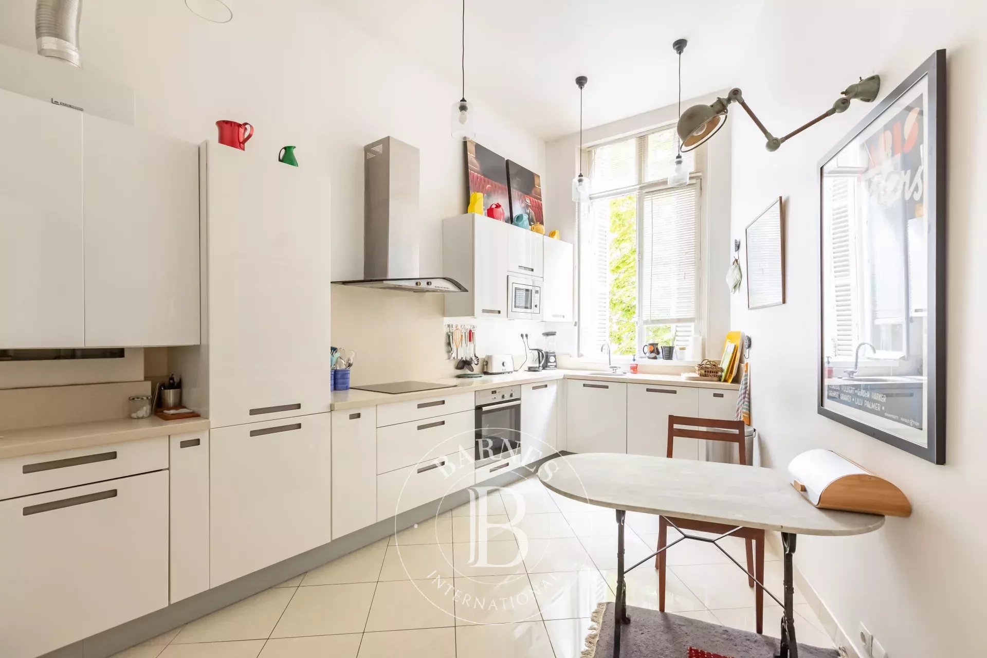 Daire Paris 8ème - picture 9