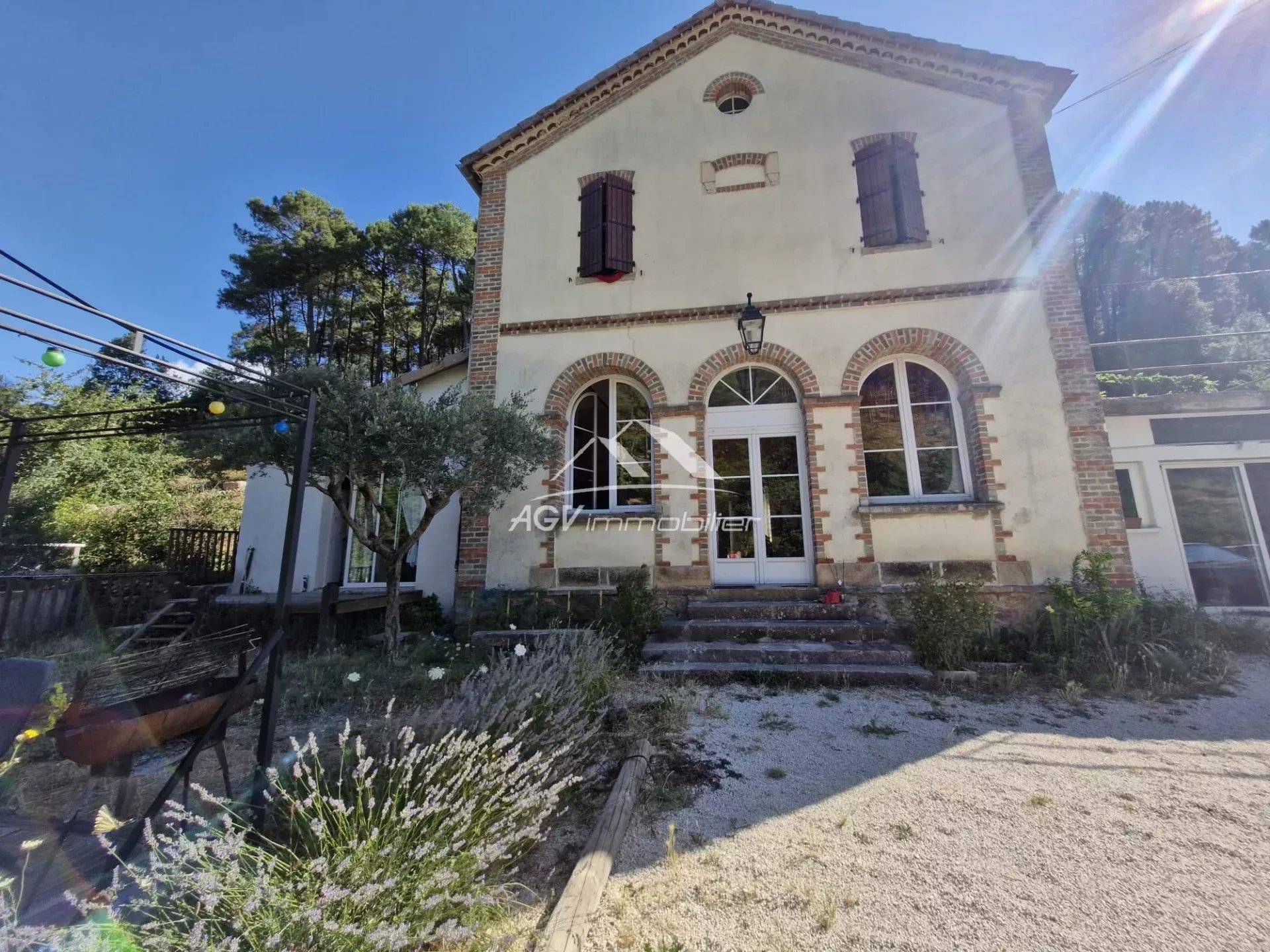 Agence immobilière de AGV IMMOBILIER