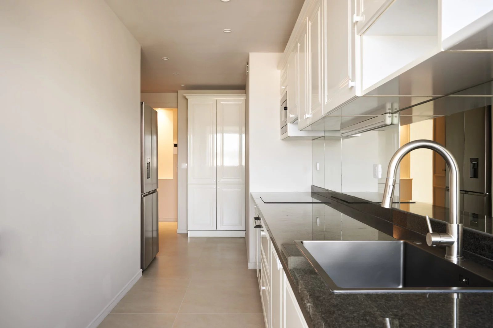  Image of Apartment - 2 Bedrooms - 1 Bathrooms for Sale in Alpes-Maritimes-Cannes-France, Image 9