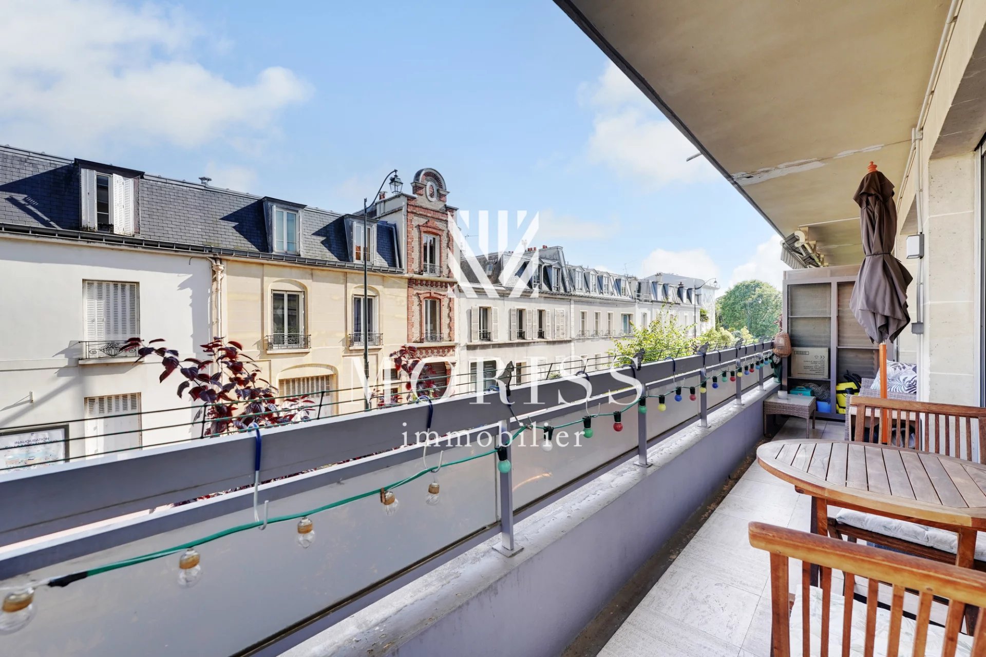 Saint-Mandé Appartement de 2 pièces + 12 m2 de balcon et 6 m2 de - Image Array