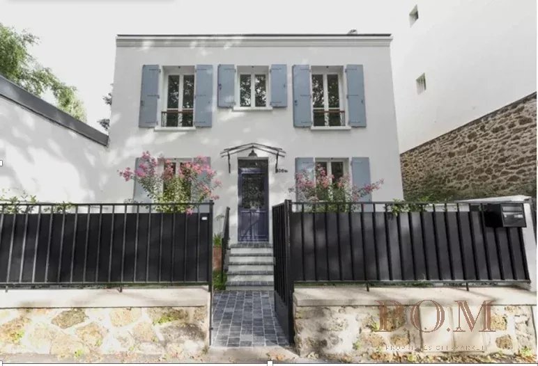 Maison- 8 pièces- La Garenne Colombes