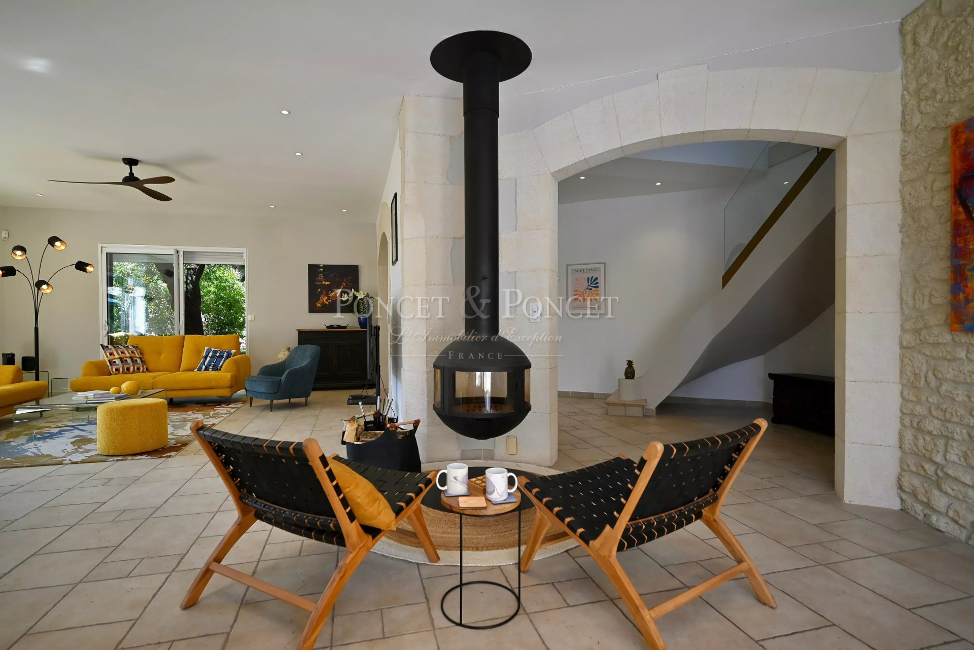 4 Bedroom Villa/Townhouse's Image 6