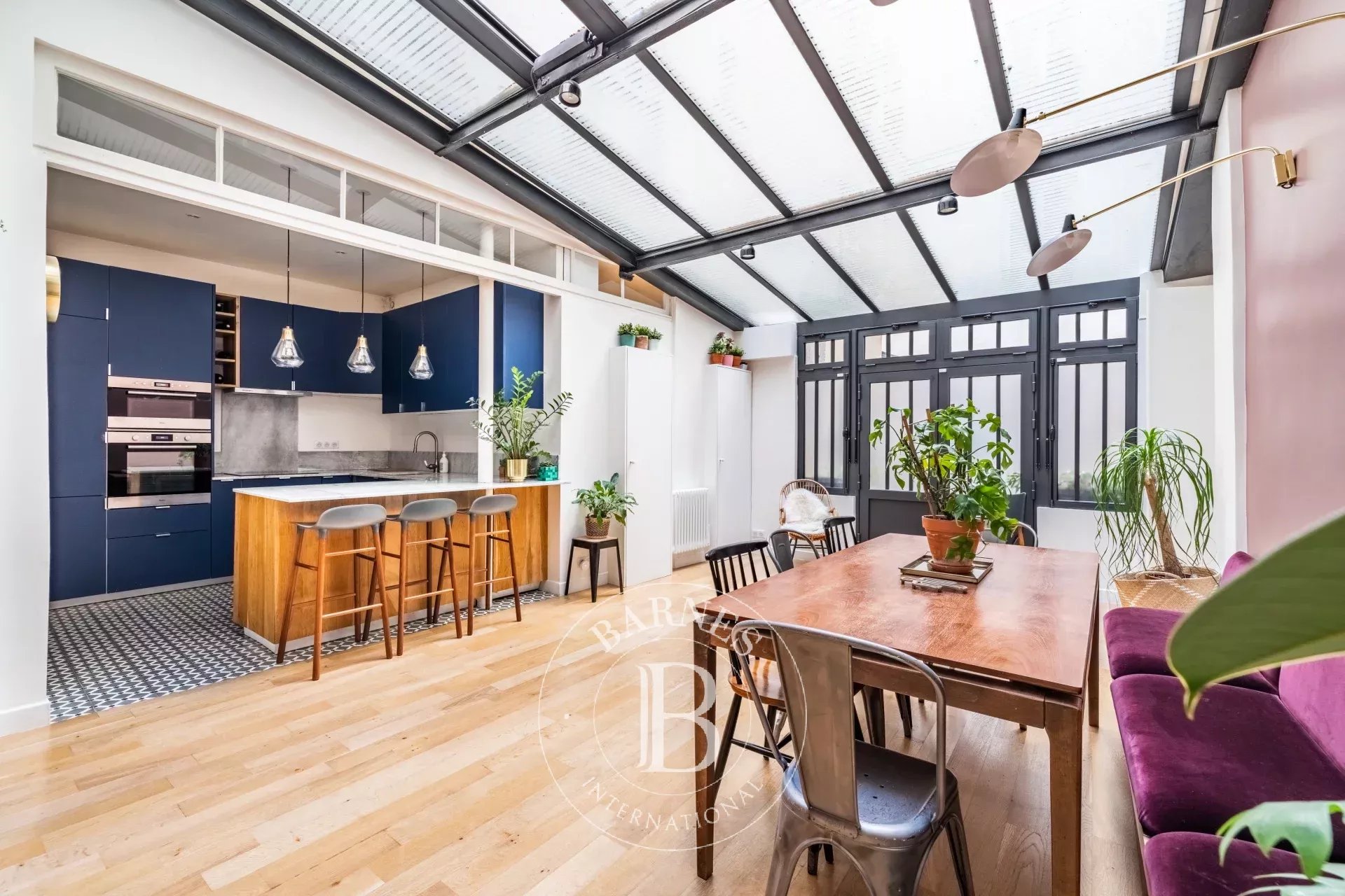 Daire Paris 3ème - picture 7