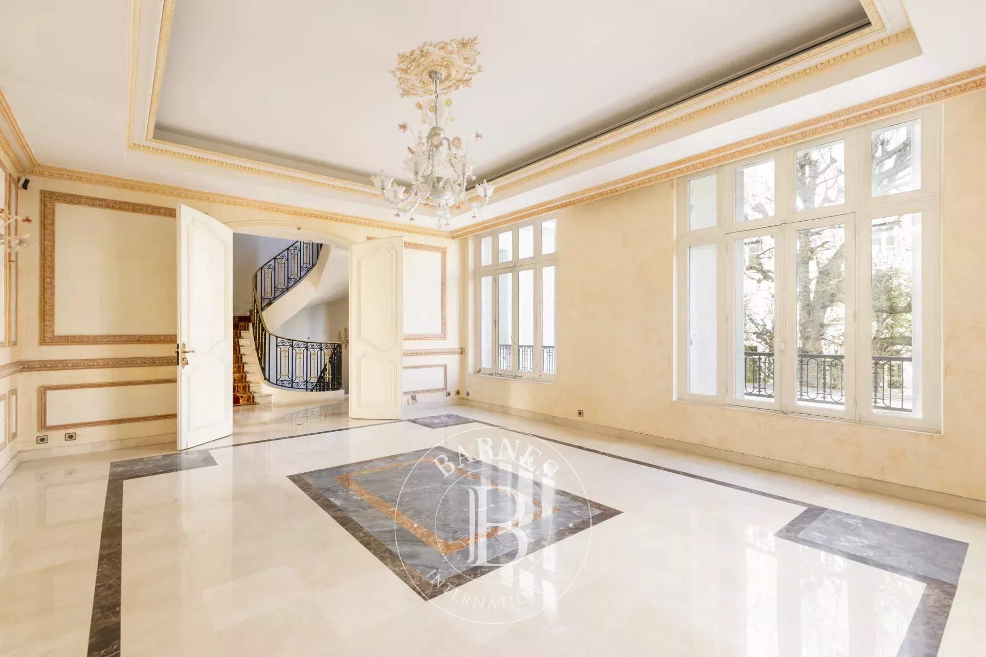 Konak Neuilly-sur-Seine - picture 5